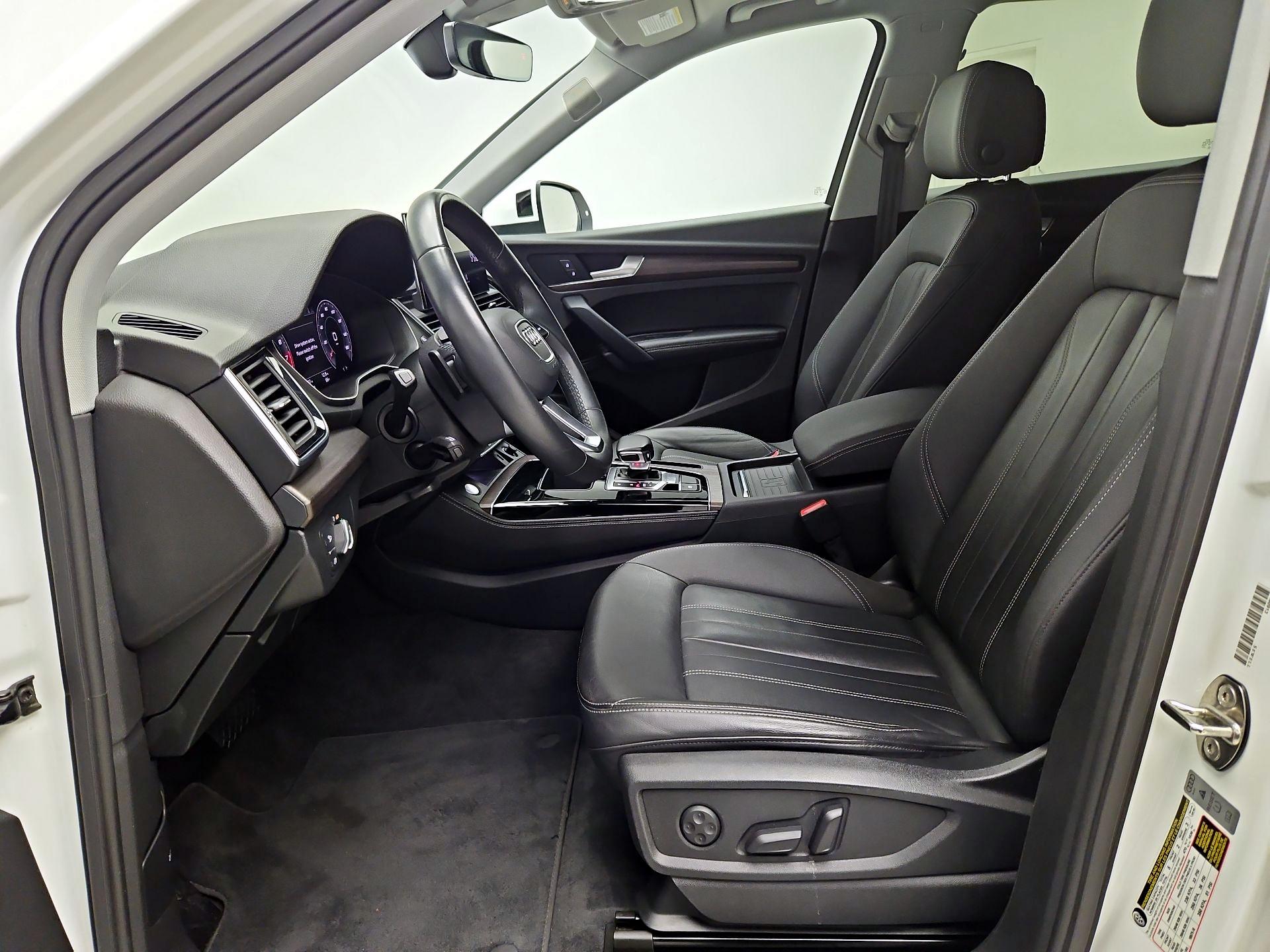 Thumbnail: 2021 Audi Q5 - 11