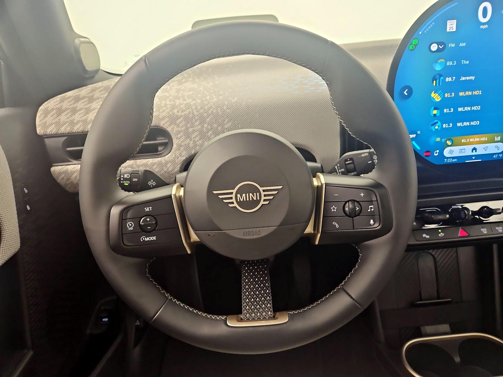 Thumbnail: 2025 MINI Cooper Hardtop - 10