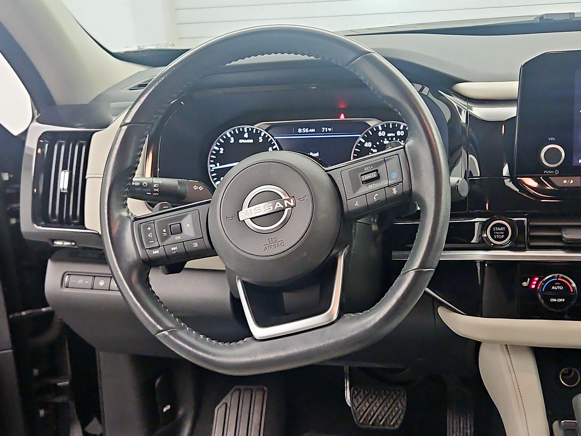 Thumbnail: 2022 Nissan Pathfinder - 10