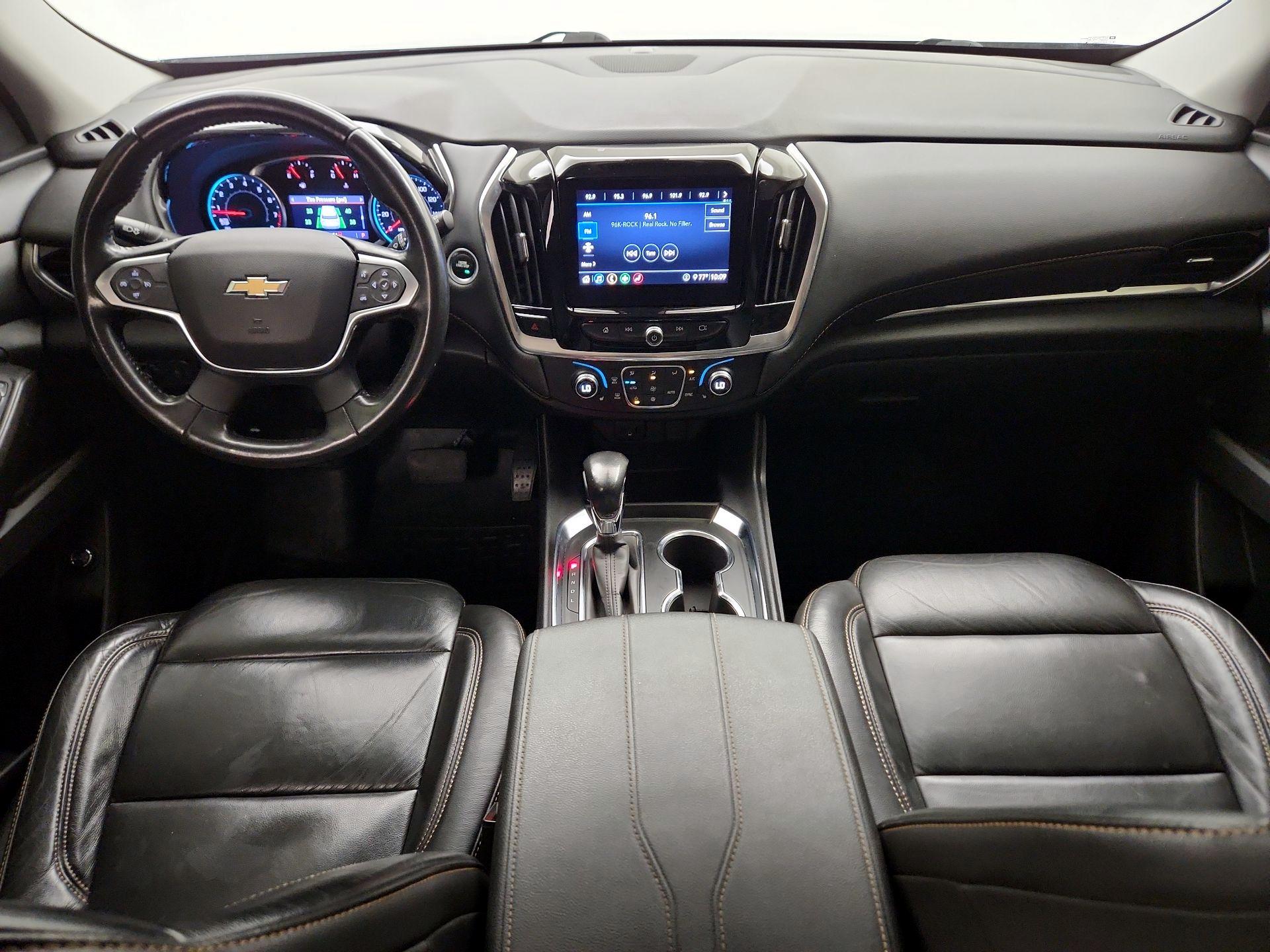 Thumbnail: 2021 Chevrolet Traverse - 9