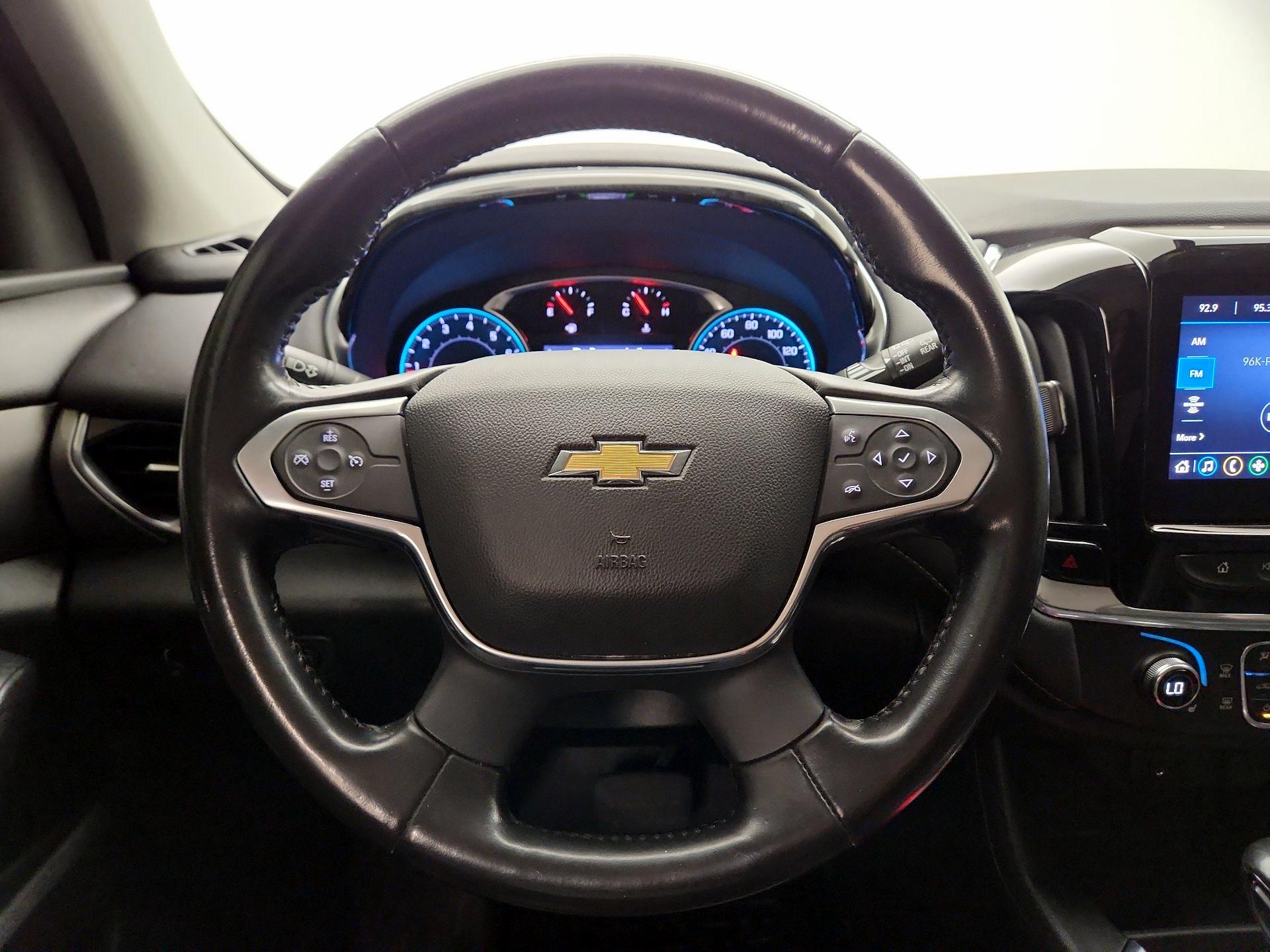 Thumbnail: 2021 Chevrolet Traverse - 10