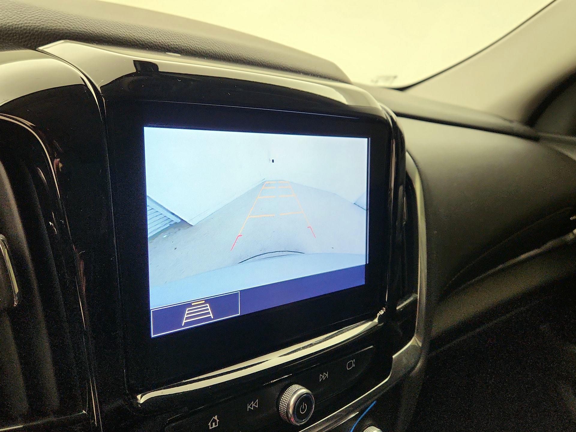 Thumbnail: 2021 Chevrolet Traverse - 14