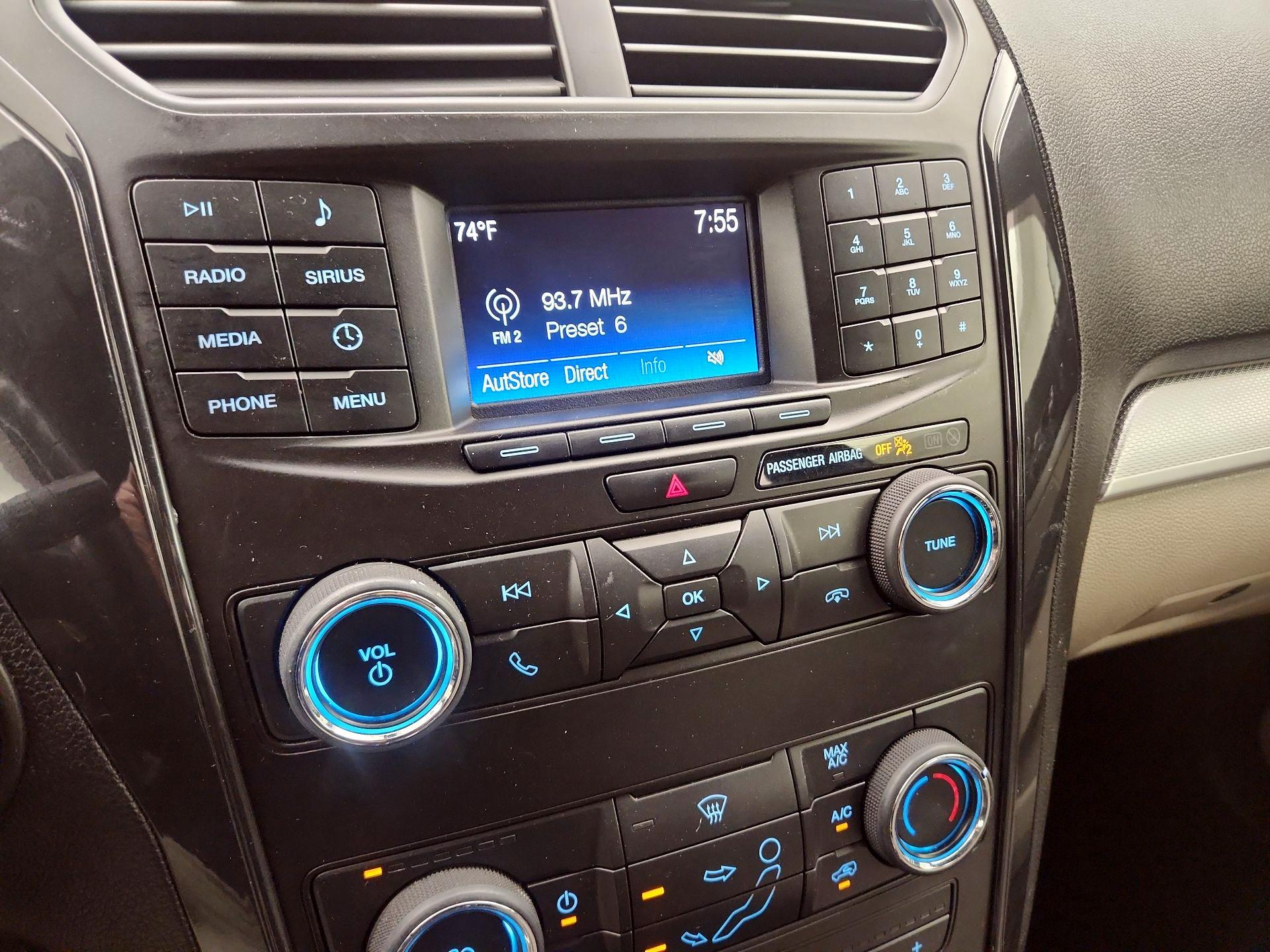 Thumbnail: 2018 Ford Explorer - 15