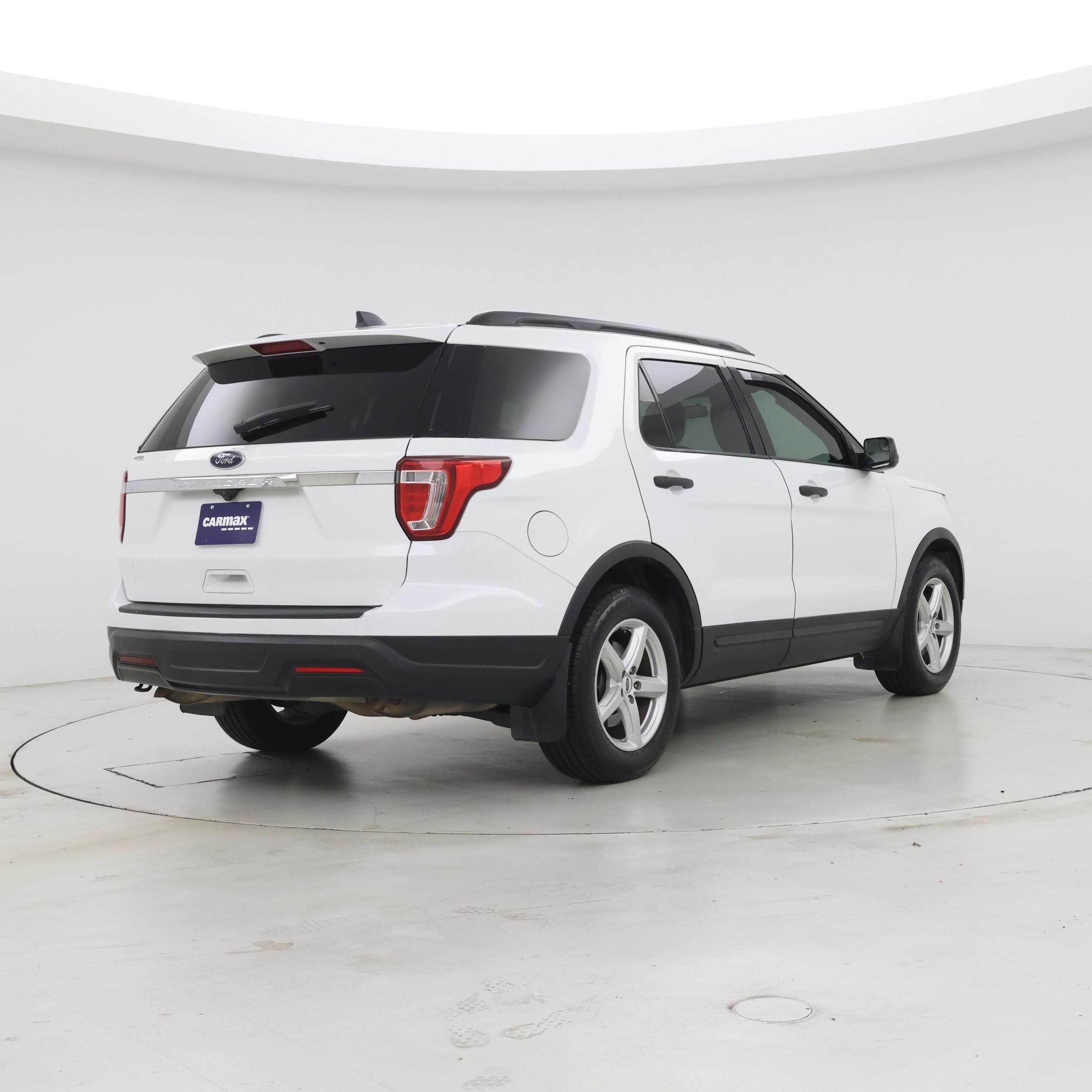 Thumbnail: 2018 Ford Explorer - 8