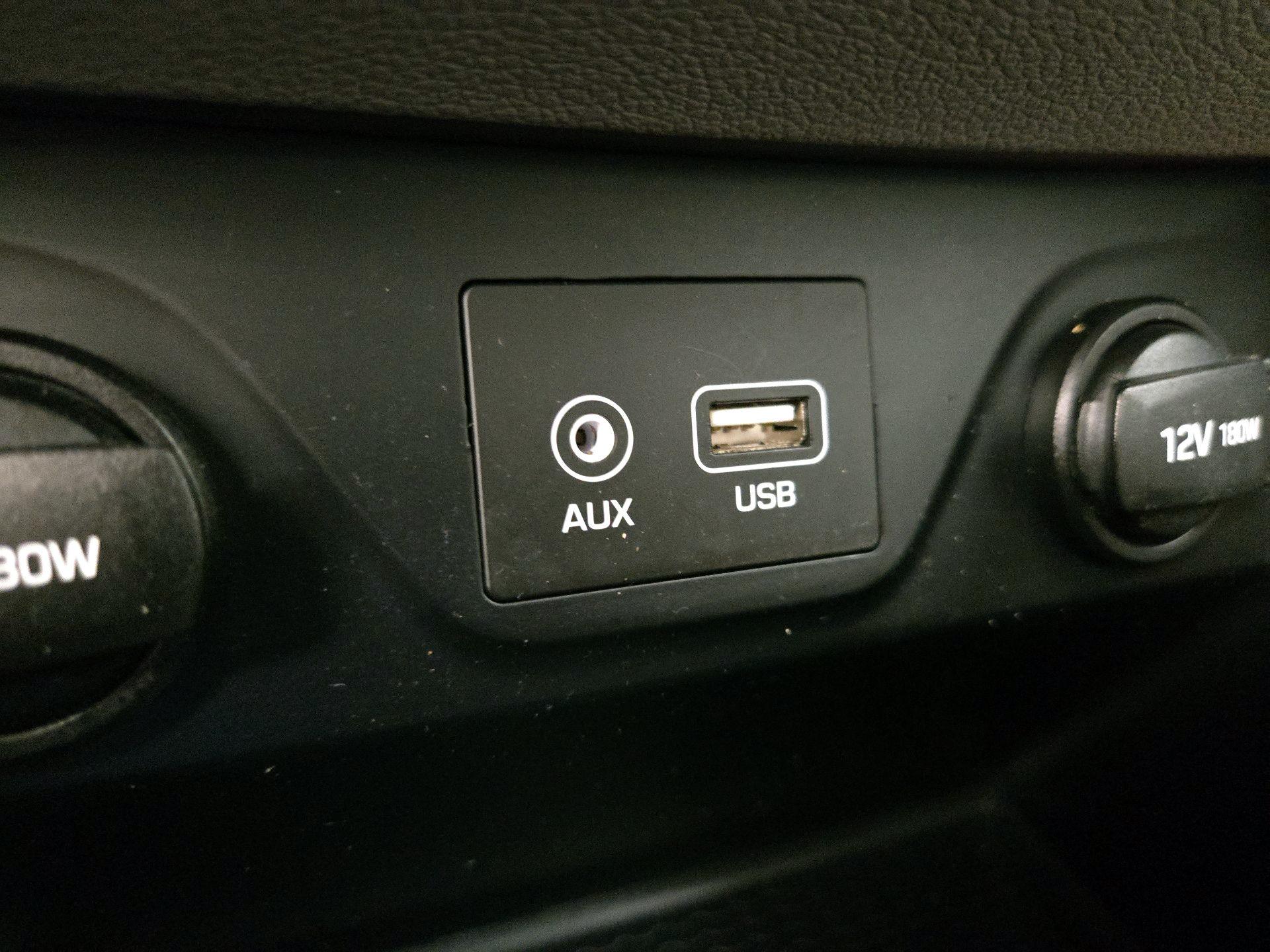 Thumbnail: 2020 Hyundai Tucson - 18