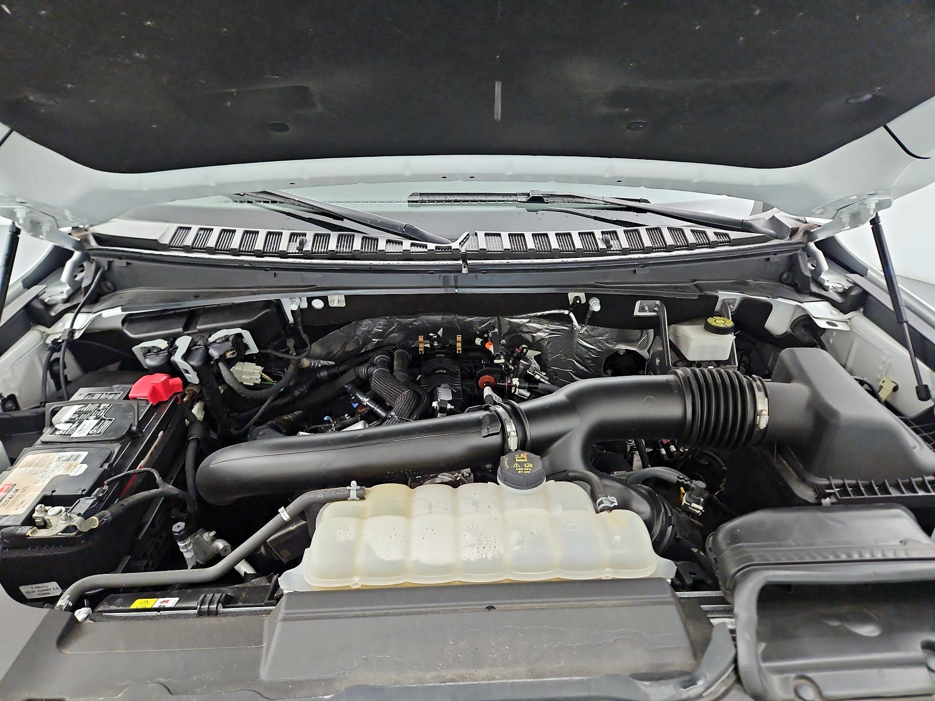 Thumbnail: 2023 Lincoln Navigator - 19