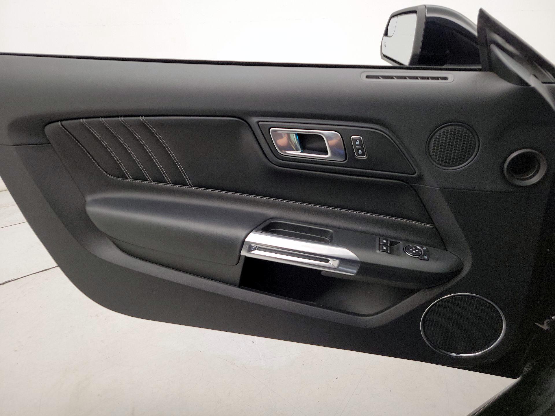 Thumbnail: 2020 Ford Mustang - 12