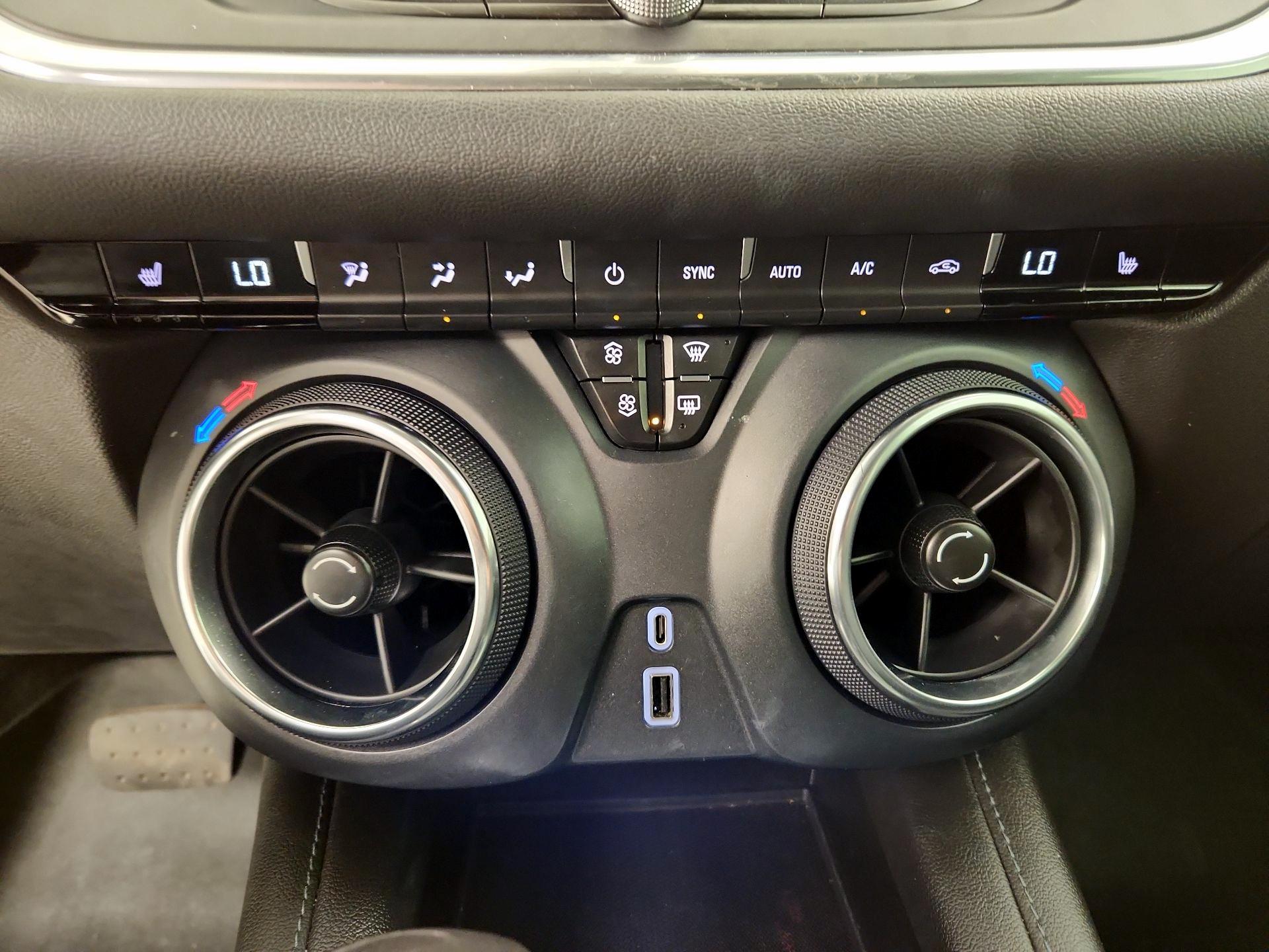 Thumbnail: 2022 Chevrolet Blazer - 16