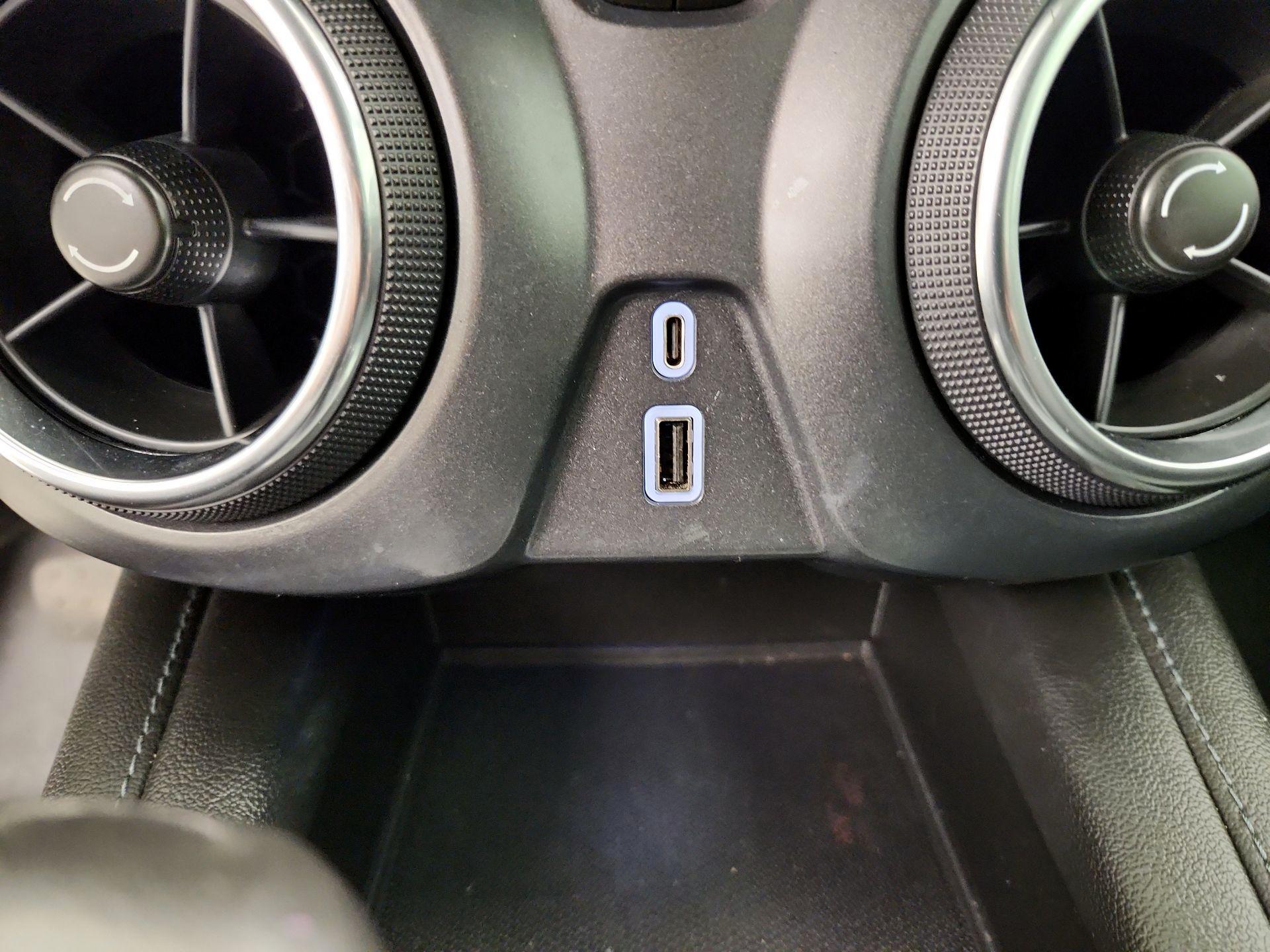 Thumbnail: 2022 Chevrolet Blazer - 18