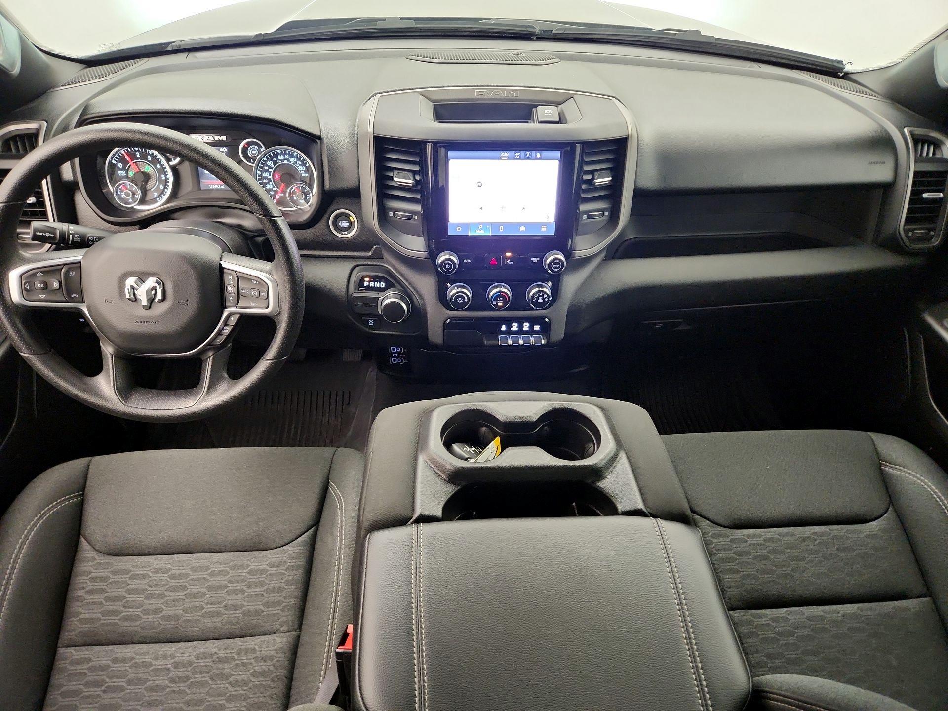 Thumbnail: 2025 RAM 1500 - 9