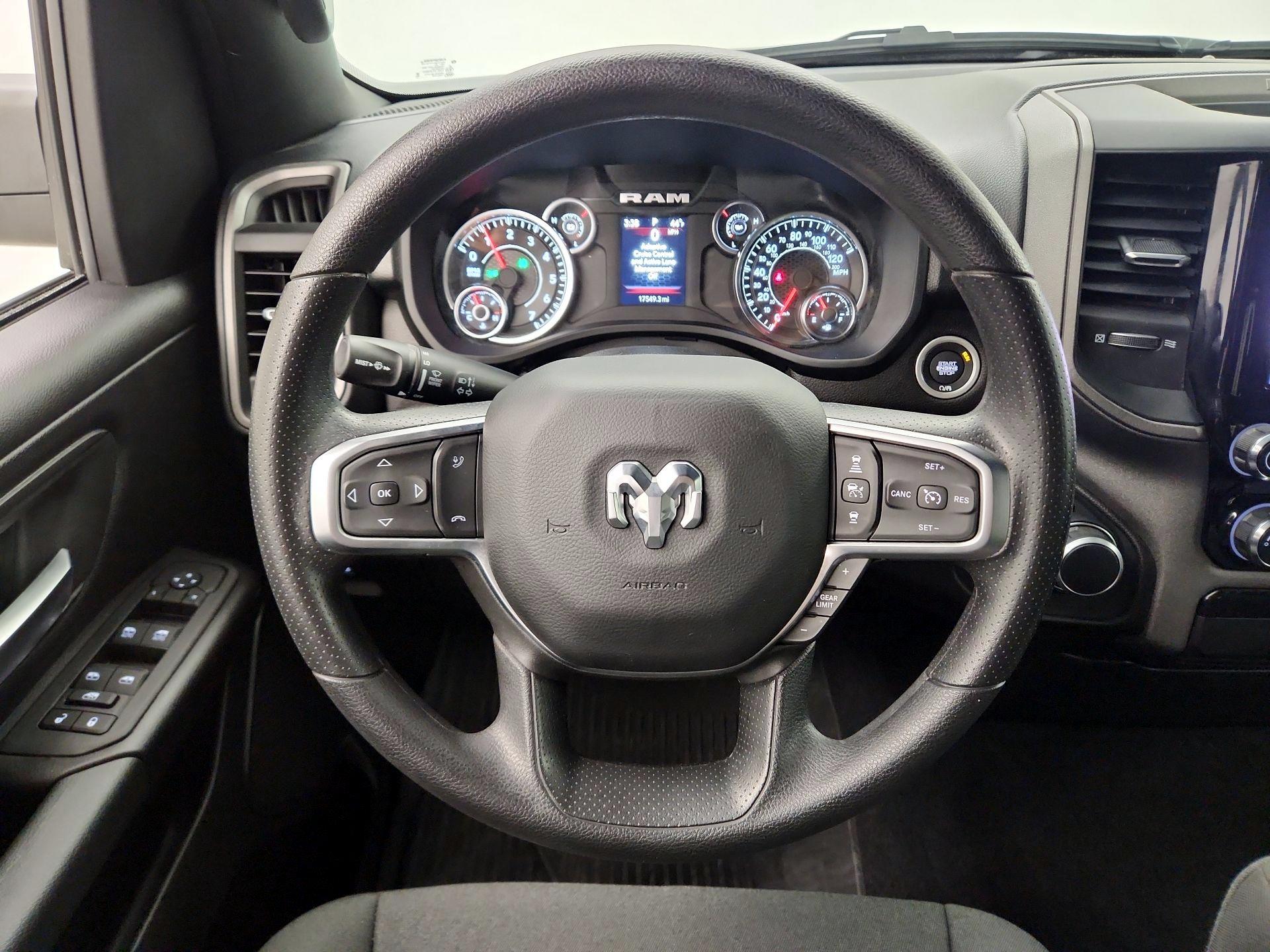 Thumbnail: 2025 RAM 1500 - 10