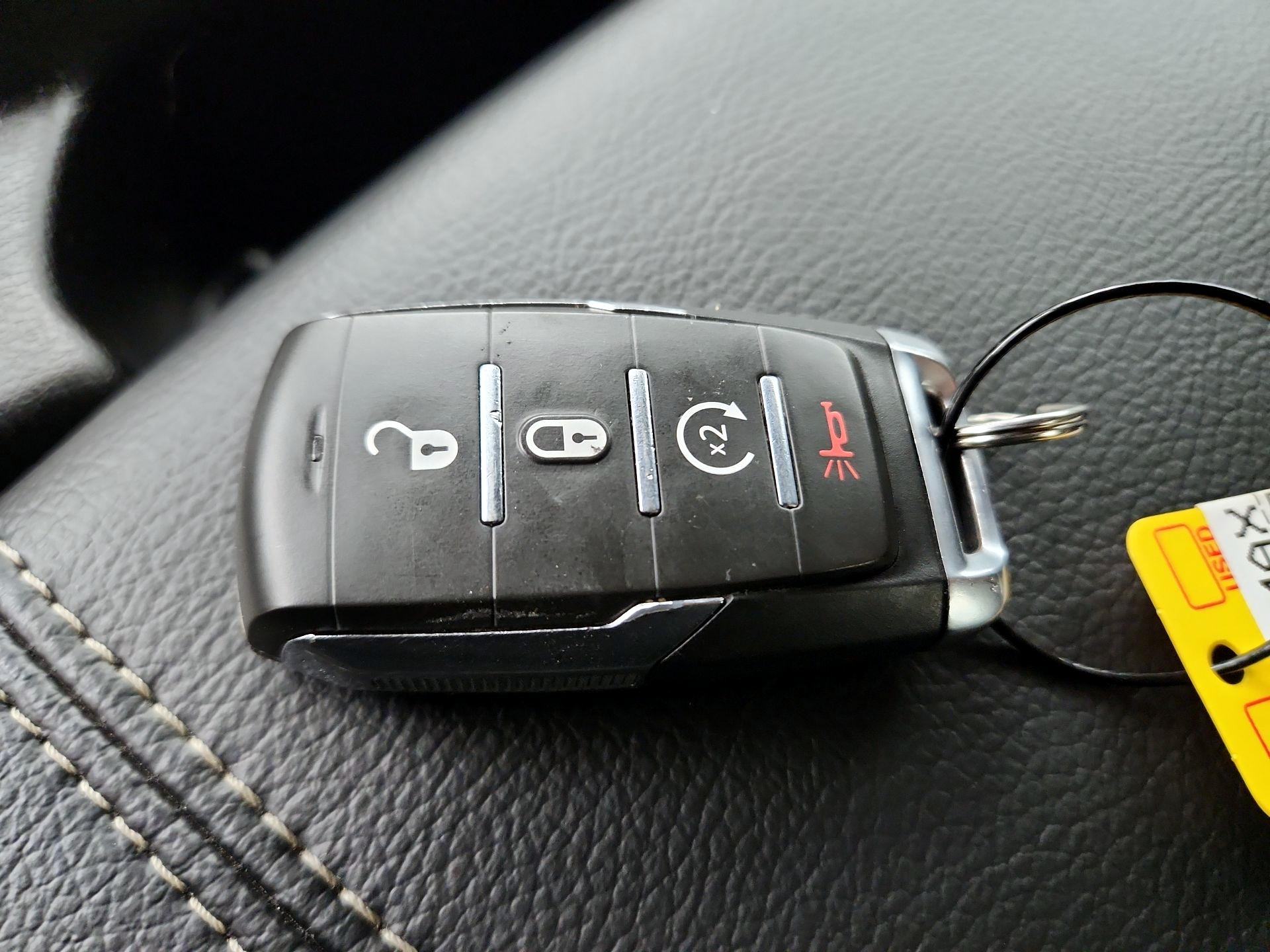 Thumbnail: 2025 RAM 1500 - 18