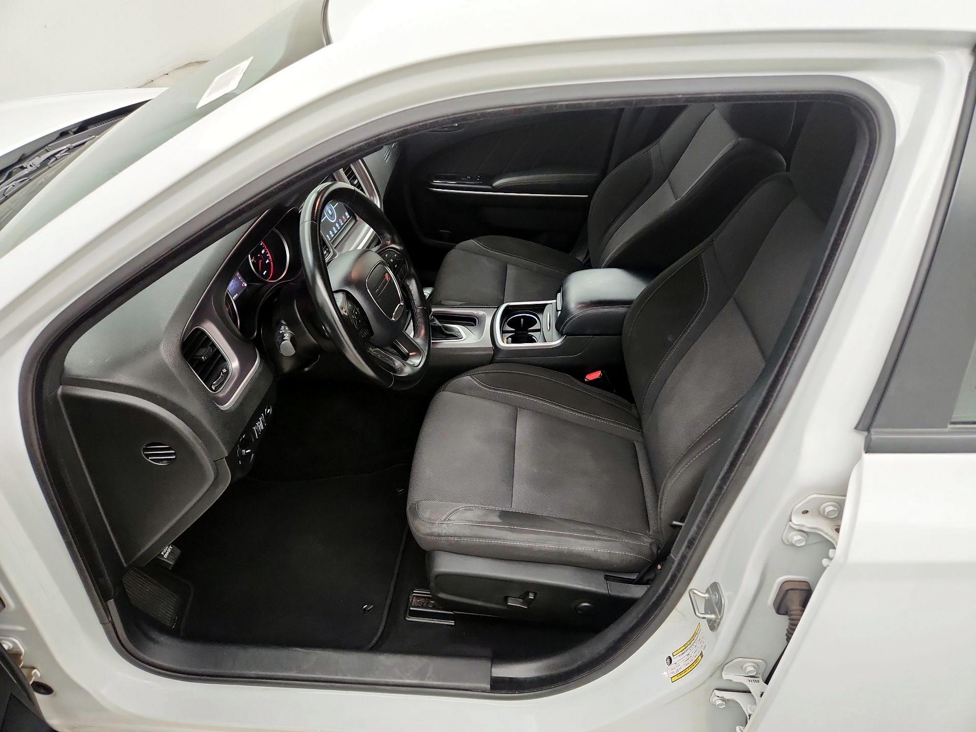 Thumbnail: 2022 Dodge Charger - 11