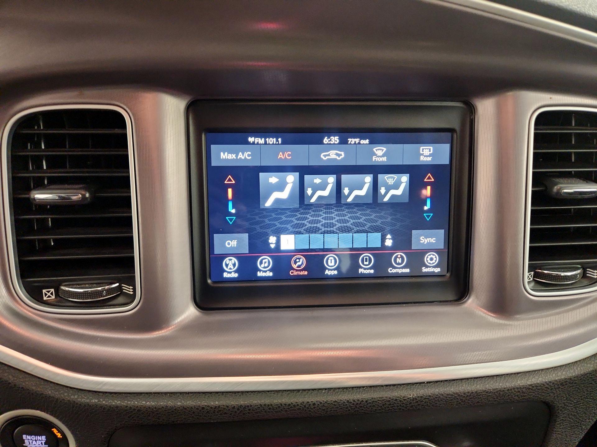 Thumbnail: 2022 Dodge Charger - 16