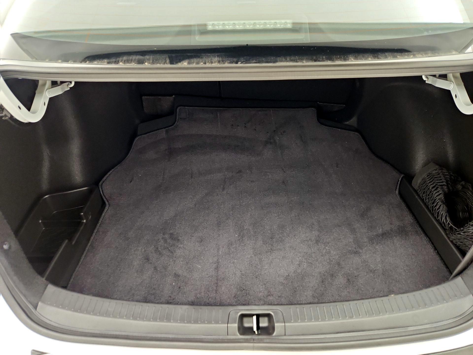 Thumbnail: 2025 Toyota Corolla - 20