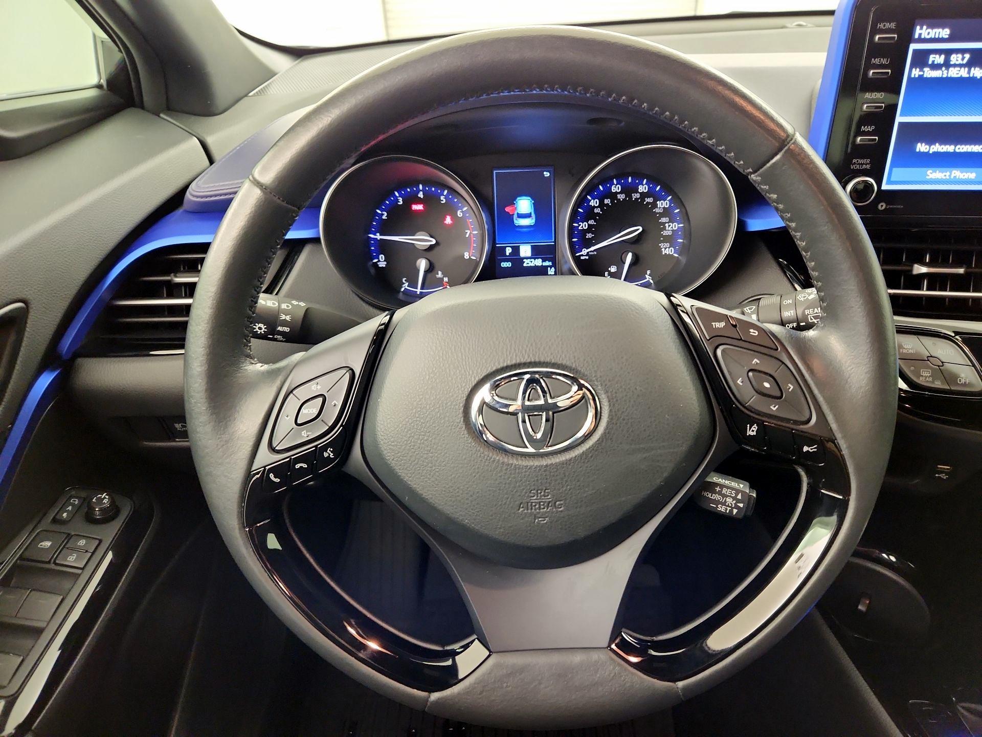 Thumbnail: 2021 Toyota C-HR - 10