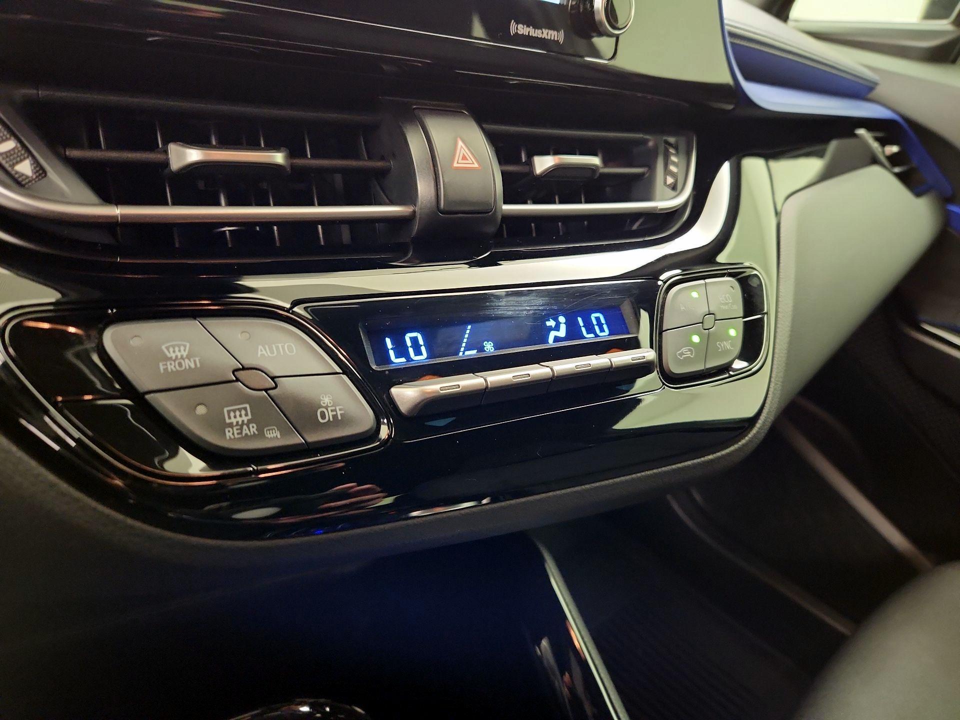 Thumbnail: 2021 Toyota C-HR - 16