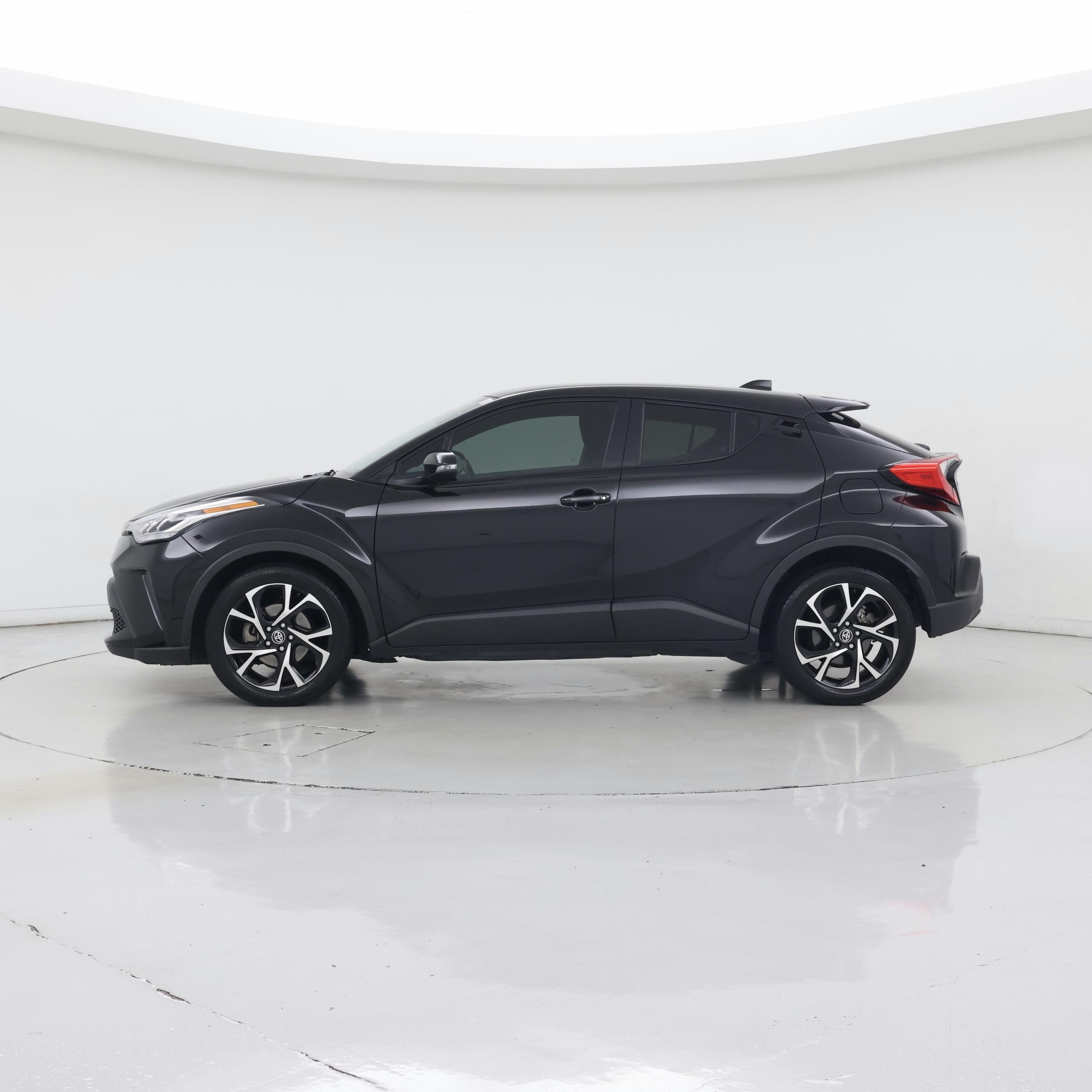 Thumbnail: 2021 Toyota C-HR - 3