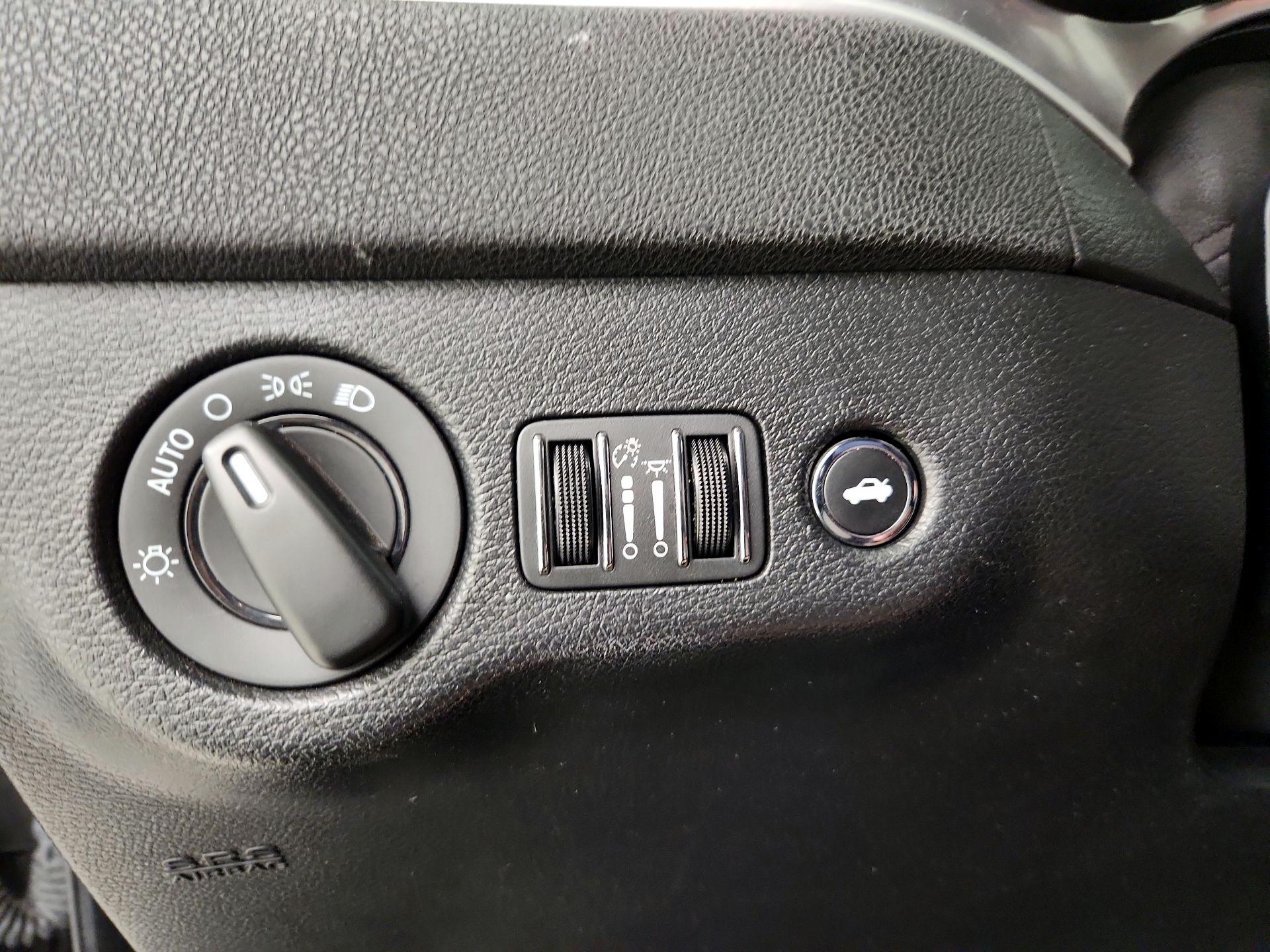 Thumbnail: 2022 Dodge Charger - 13