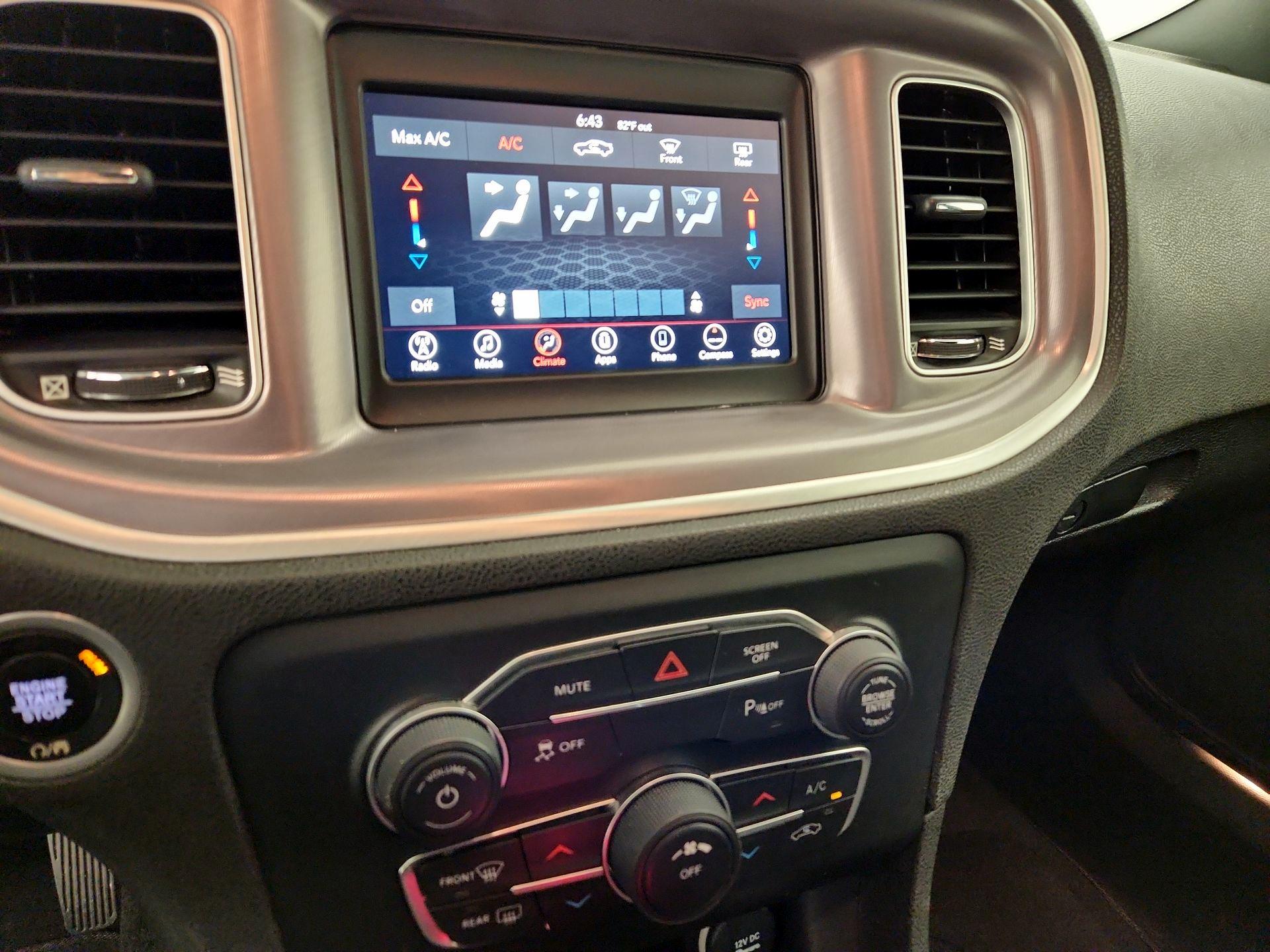 Thumbnail: 2022 Dodge Charger - 16