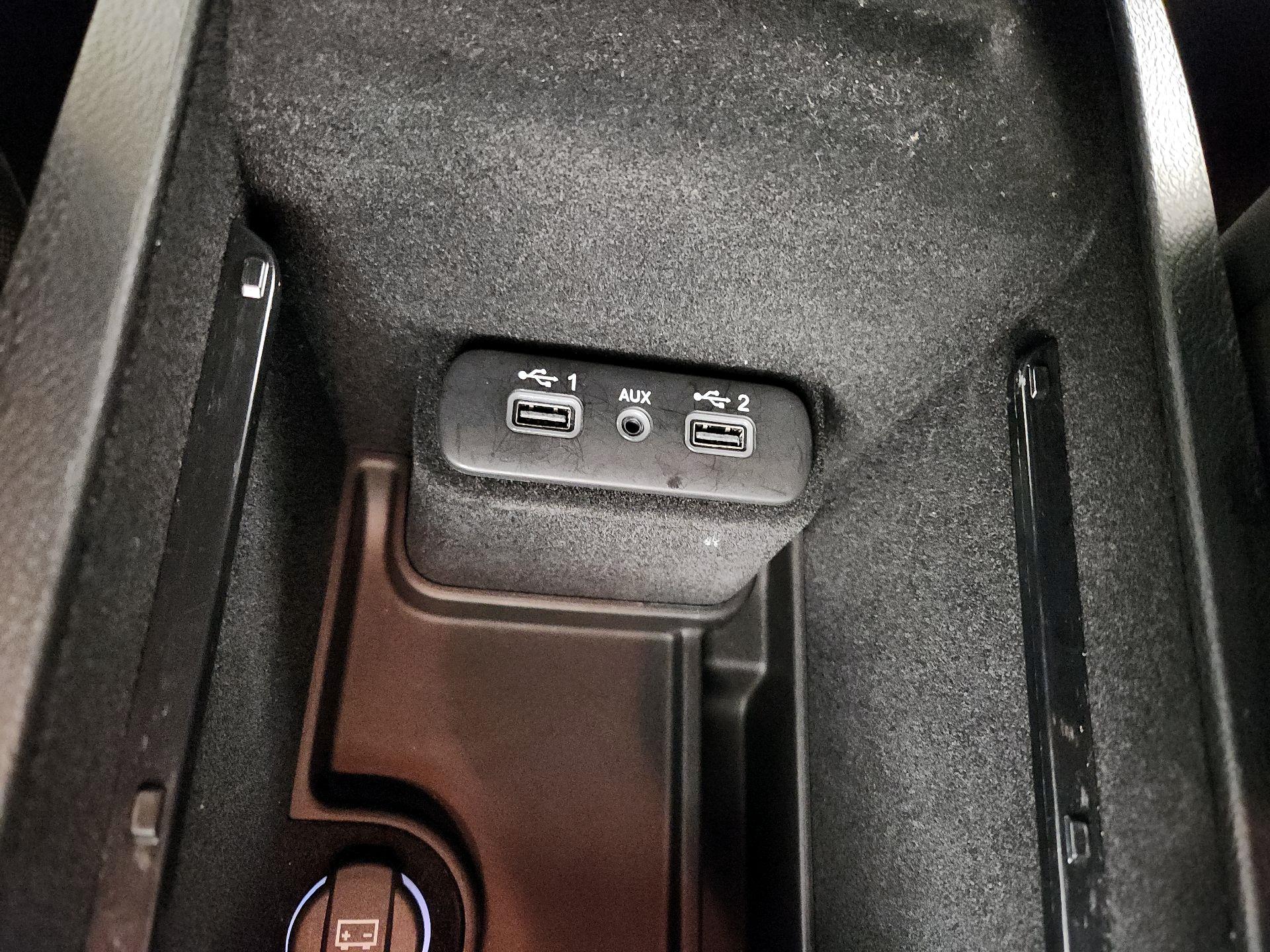 Thumbnail: 2022 Dodge Charger - 18