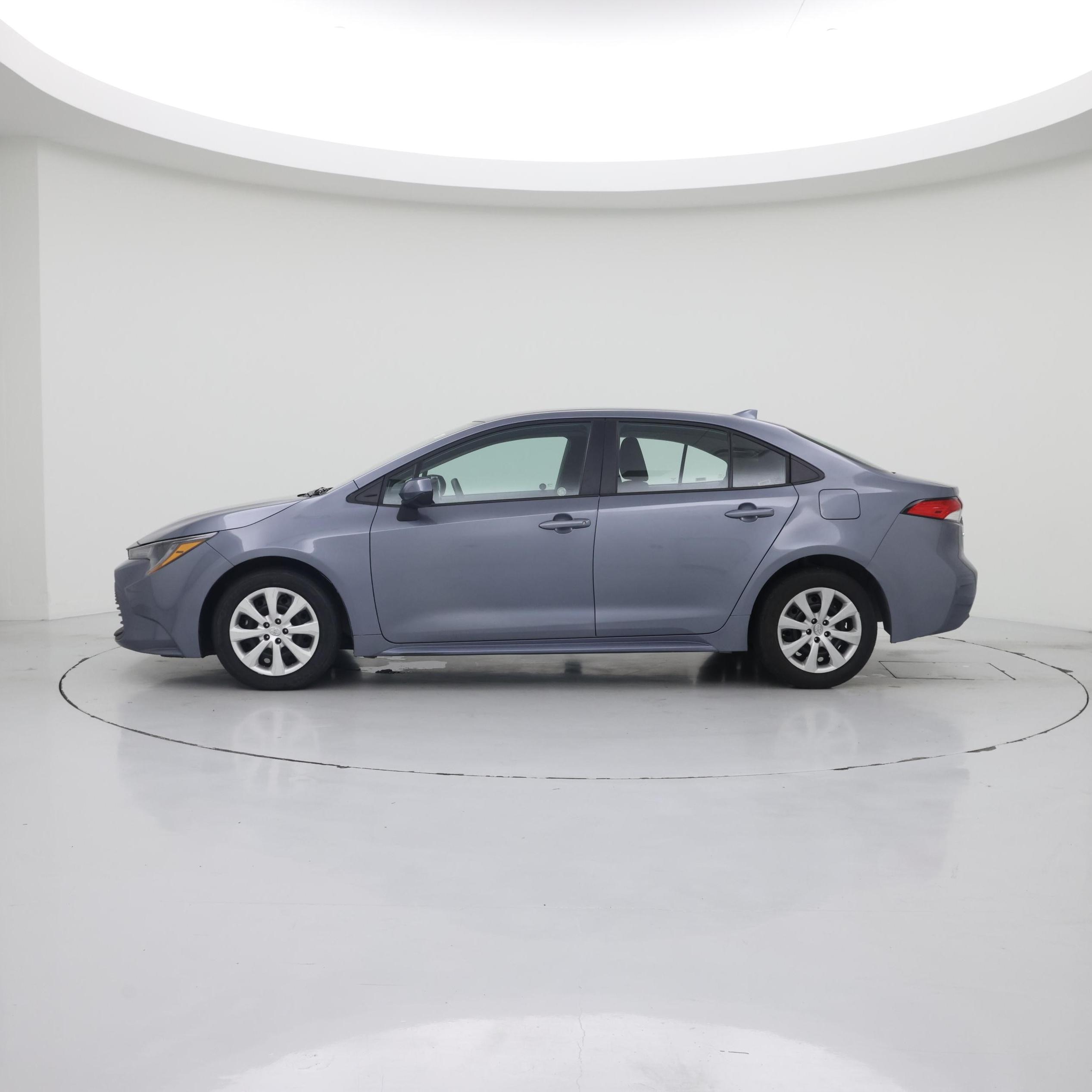 Thumbnail: 2025 Toyota Corolla - 3