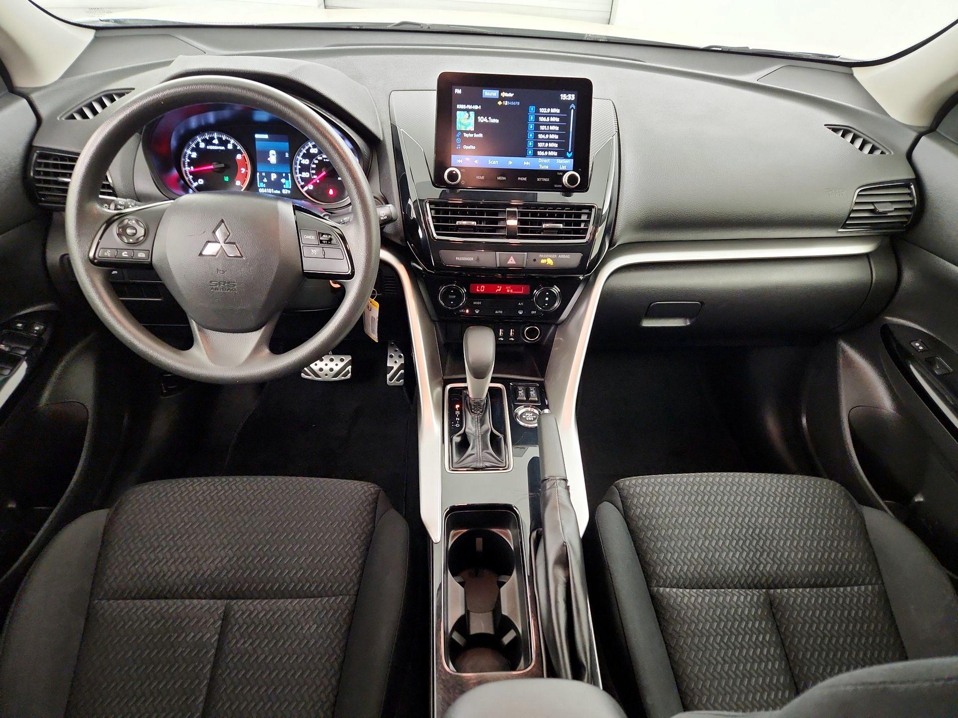 Thumbnail: 2023 Mitsubishi Eclipse Cross - 9