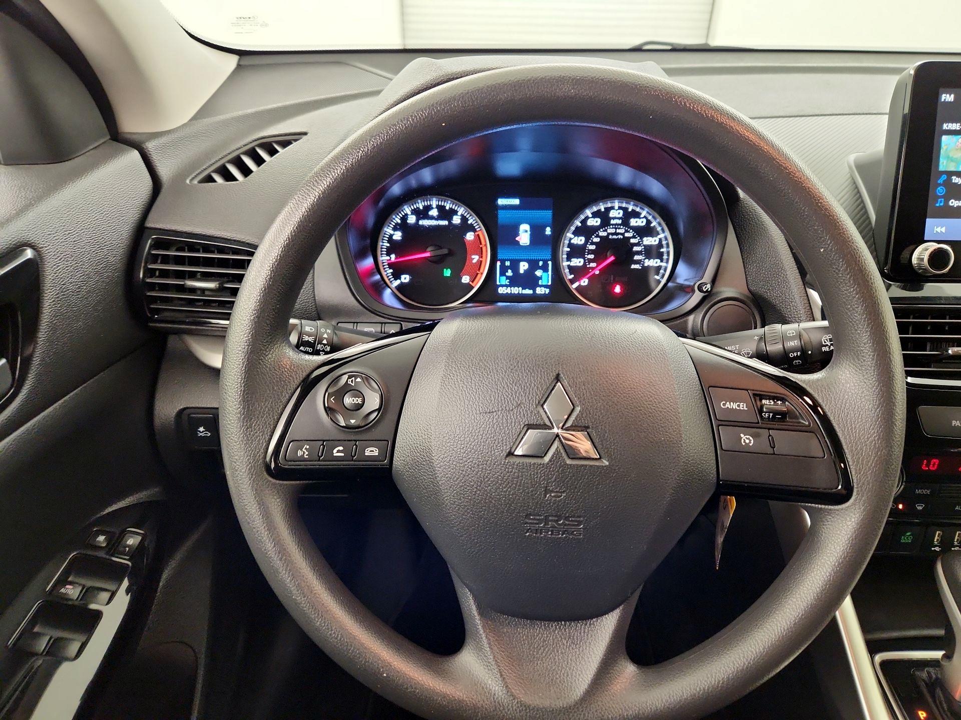 Thumbnail: 2023 Mitsubishi Eclipse Cross - 10