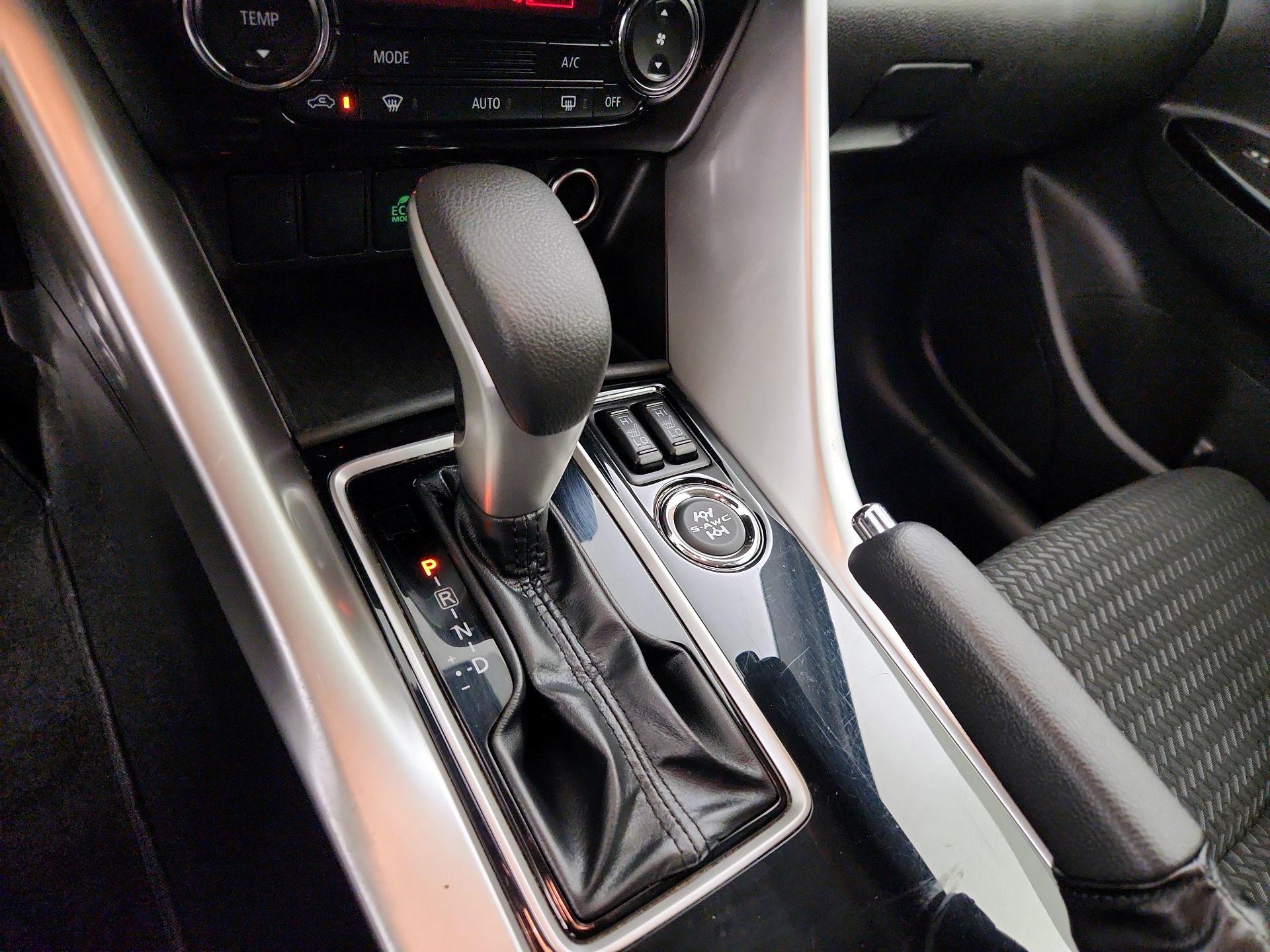 Thumbnail: 2023 Mitsubishi Eclipse Cross - 17