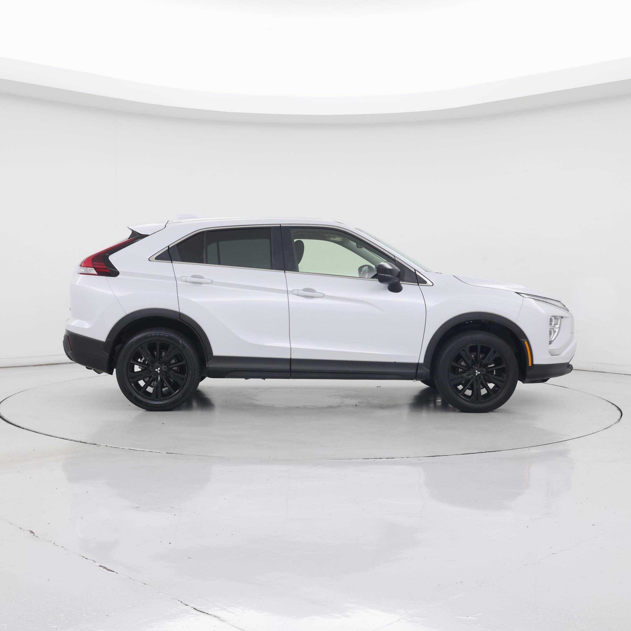 Thumbnail: 2023 Mitsubishi Eclipse Cross - 7