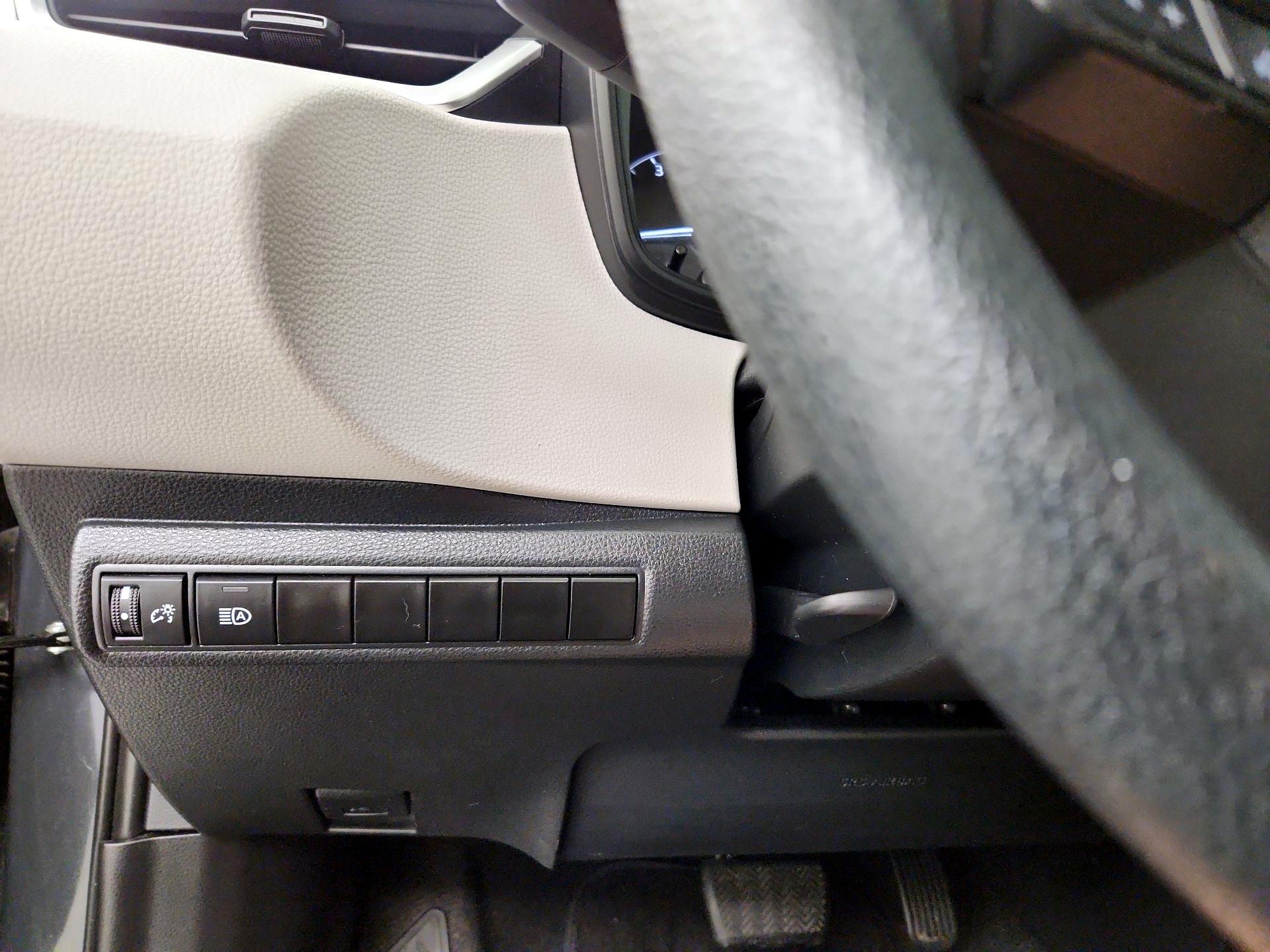 Thumbnail: 2023 Toyota Corolla - 13