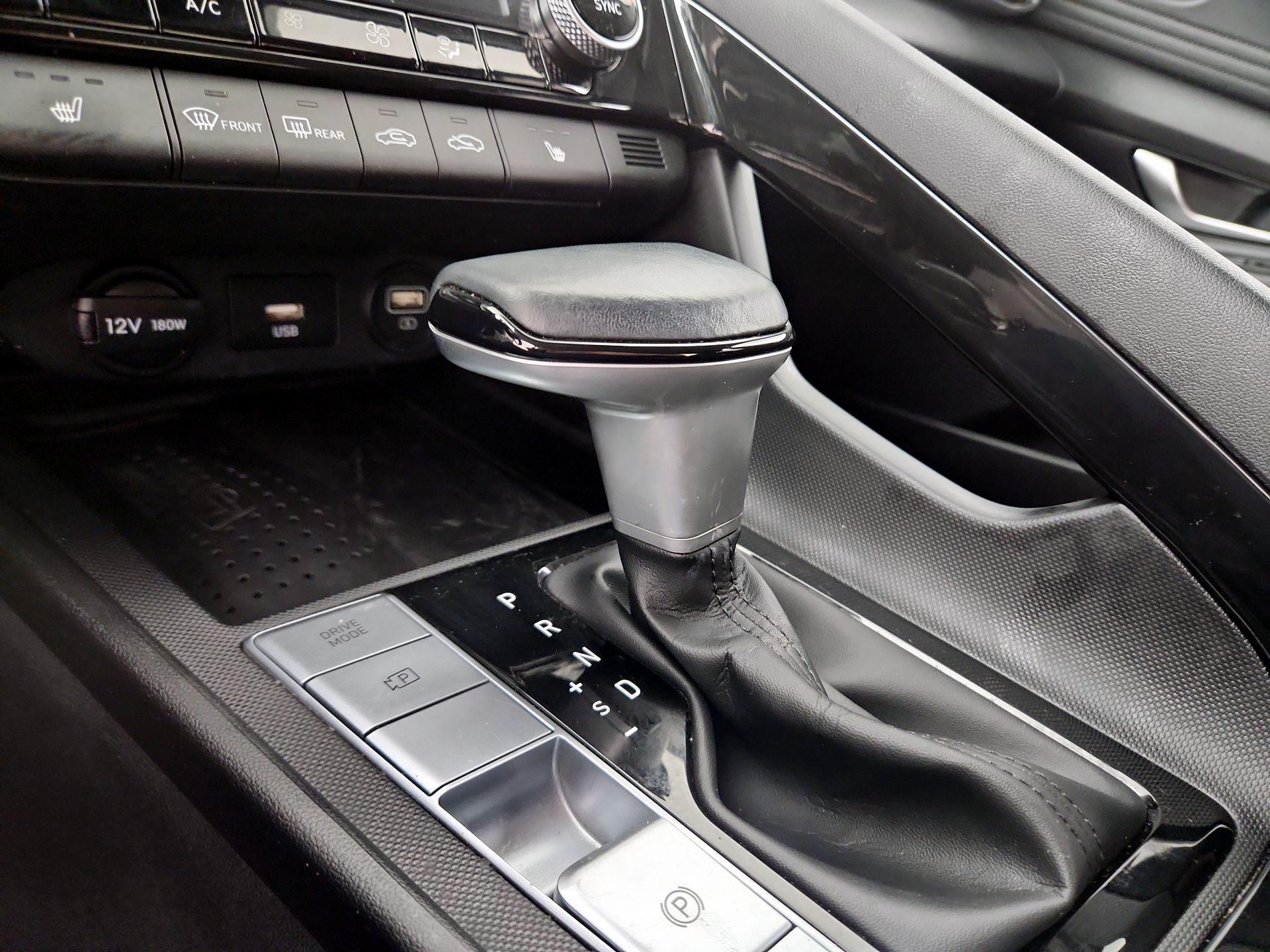 Thumbnail: 2022 Hyundai Elantra - 13