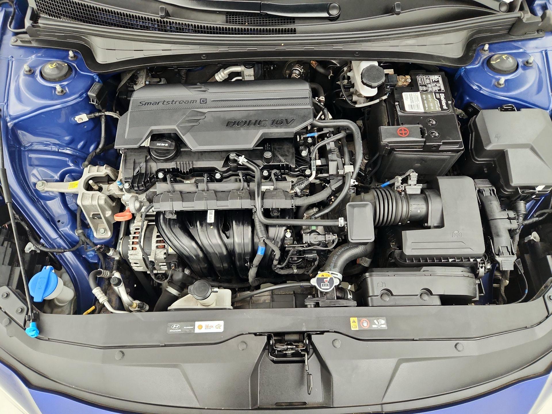 Thumbnail: 2022 Hyundai Elantra - 15