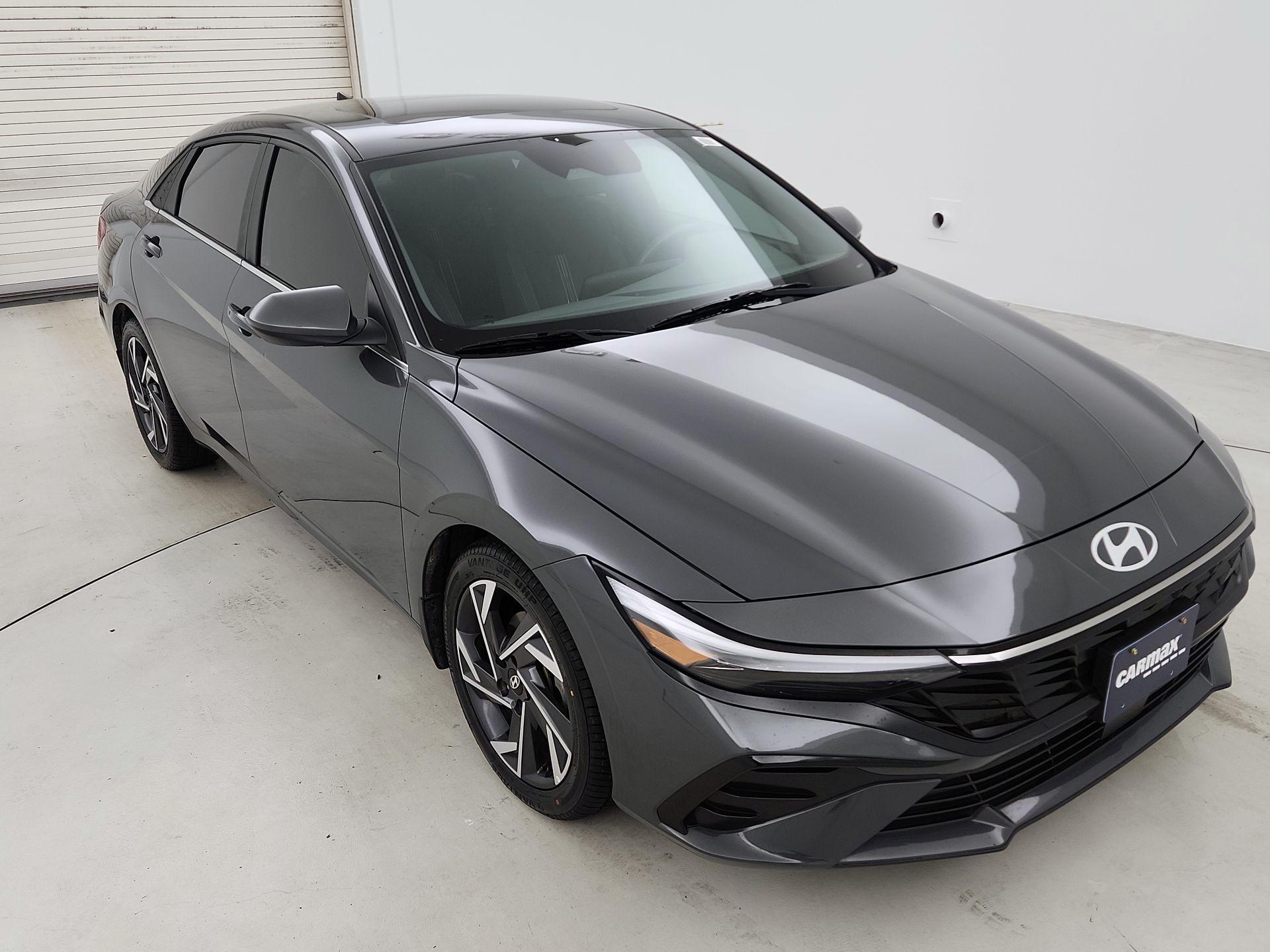 Thumbnail: 2024 Hyundai Elantra - 1