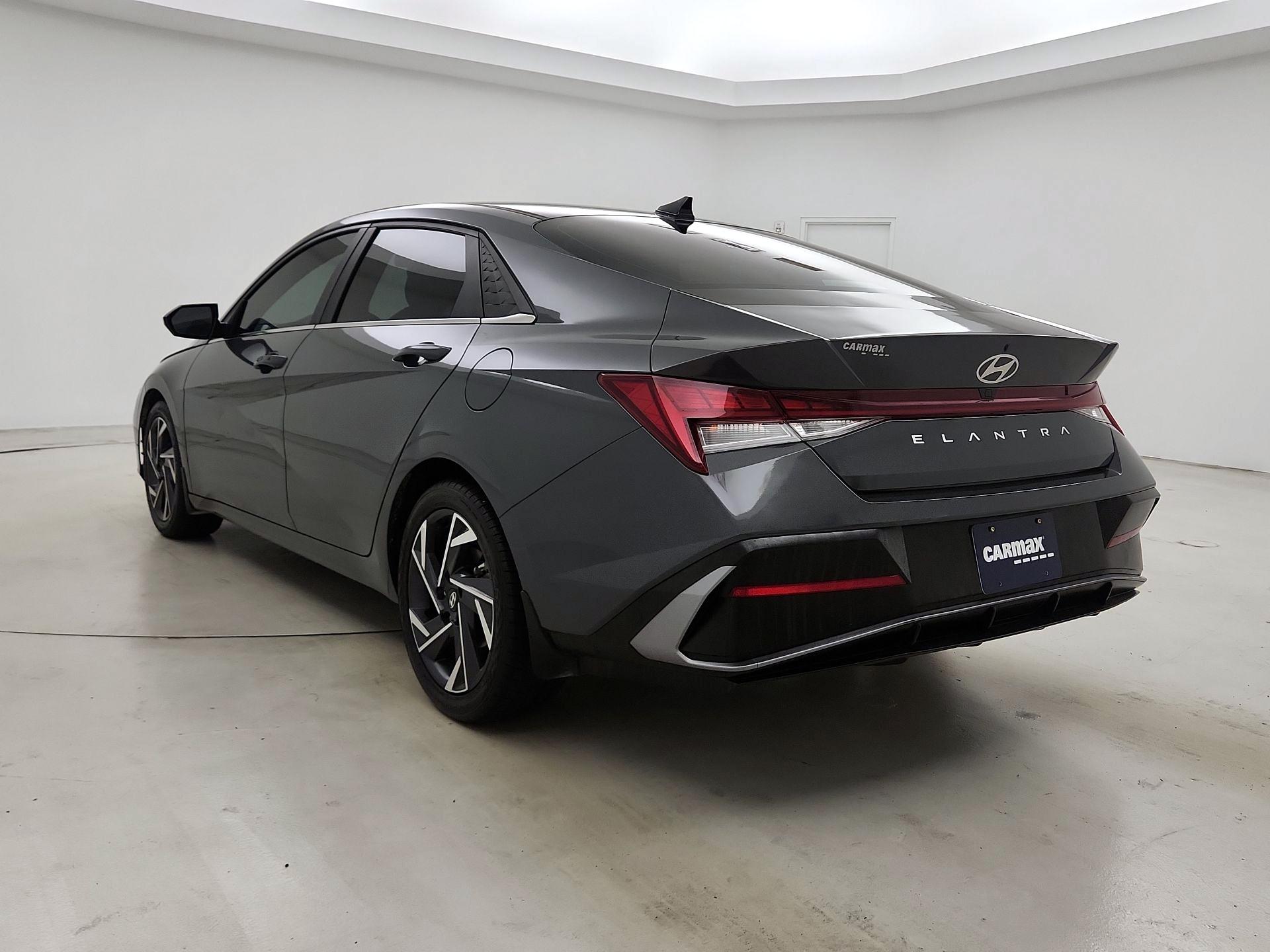 Thumbnail: 2024 Hyundai Elantra - 7