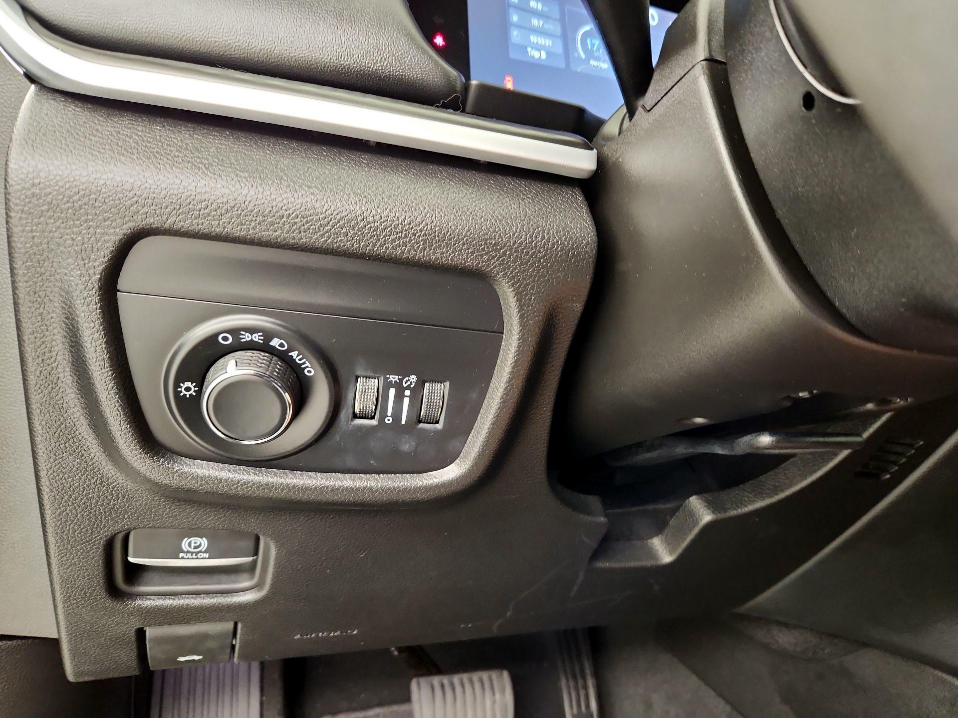 Thumbnail: 2024 Jeep Grand Cherokee - 13