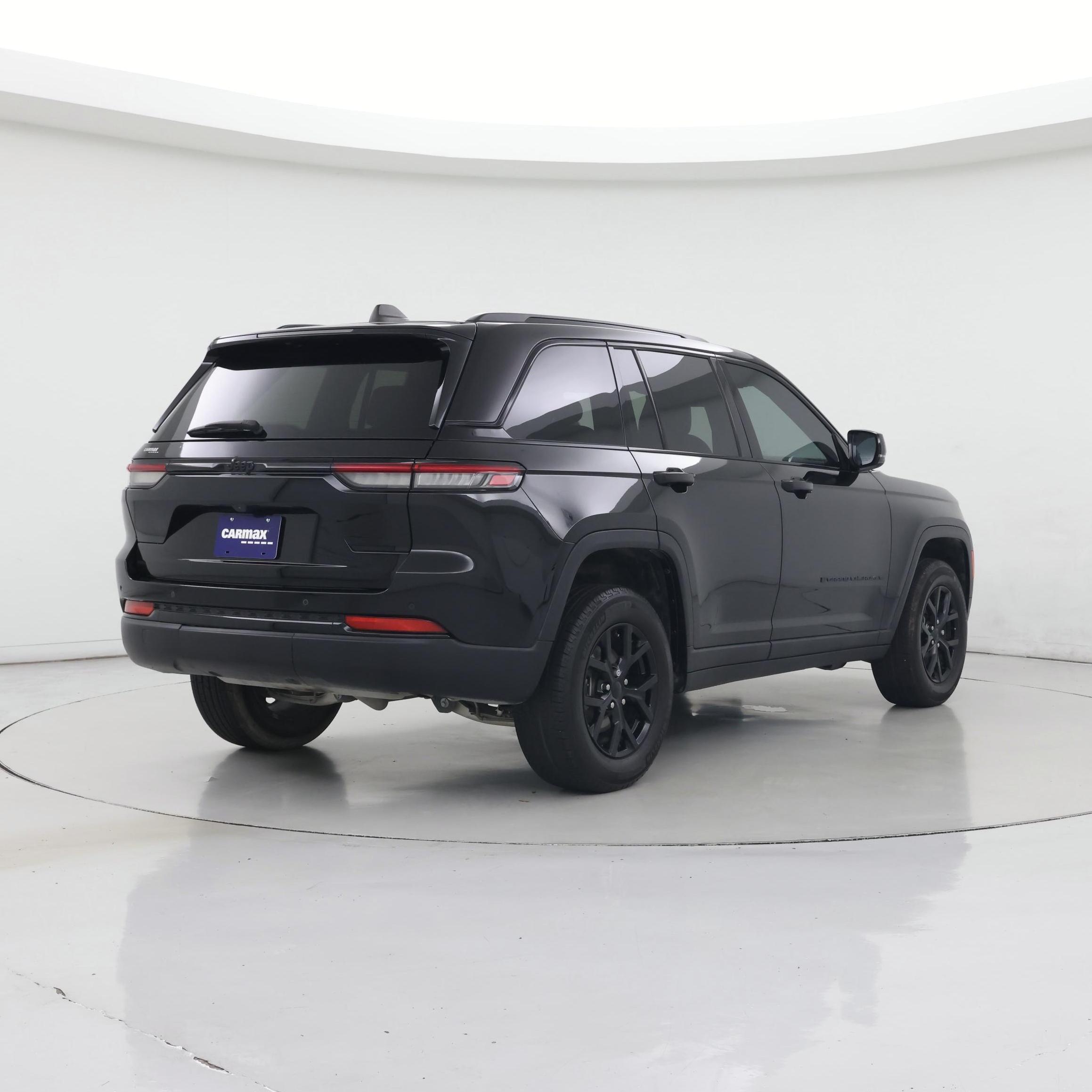 Thumbnail: 2024 Jeep Grand Cherokee - 8