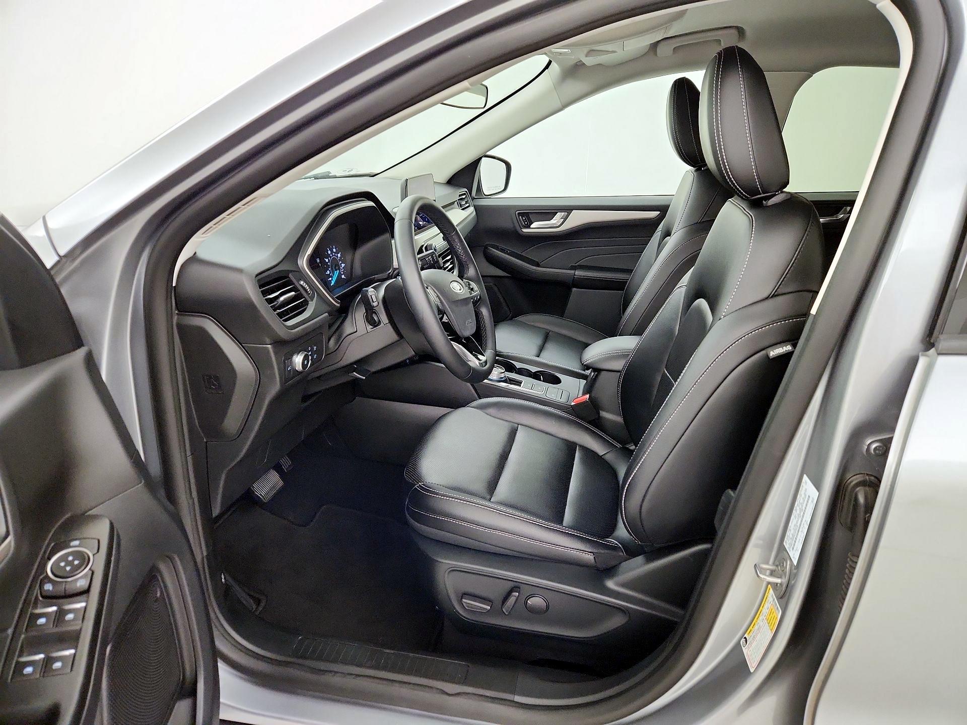 Thumbnail: 2022 Ford Escape - 11