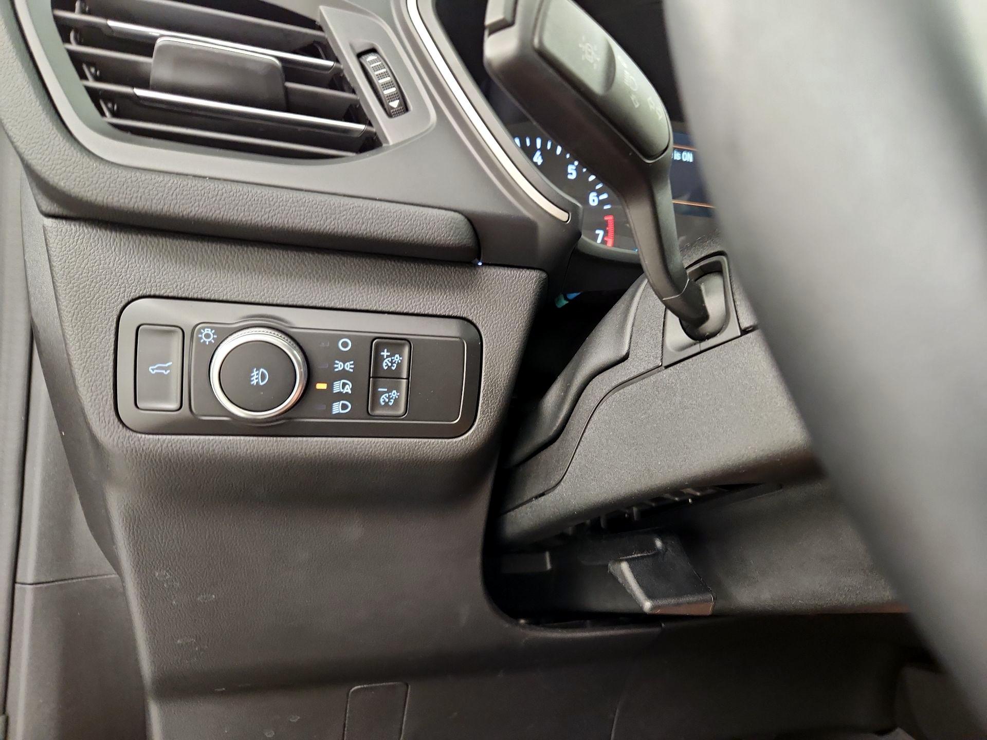 Thumbnail: 2022 Ford Escape - 13