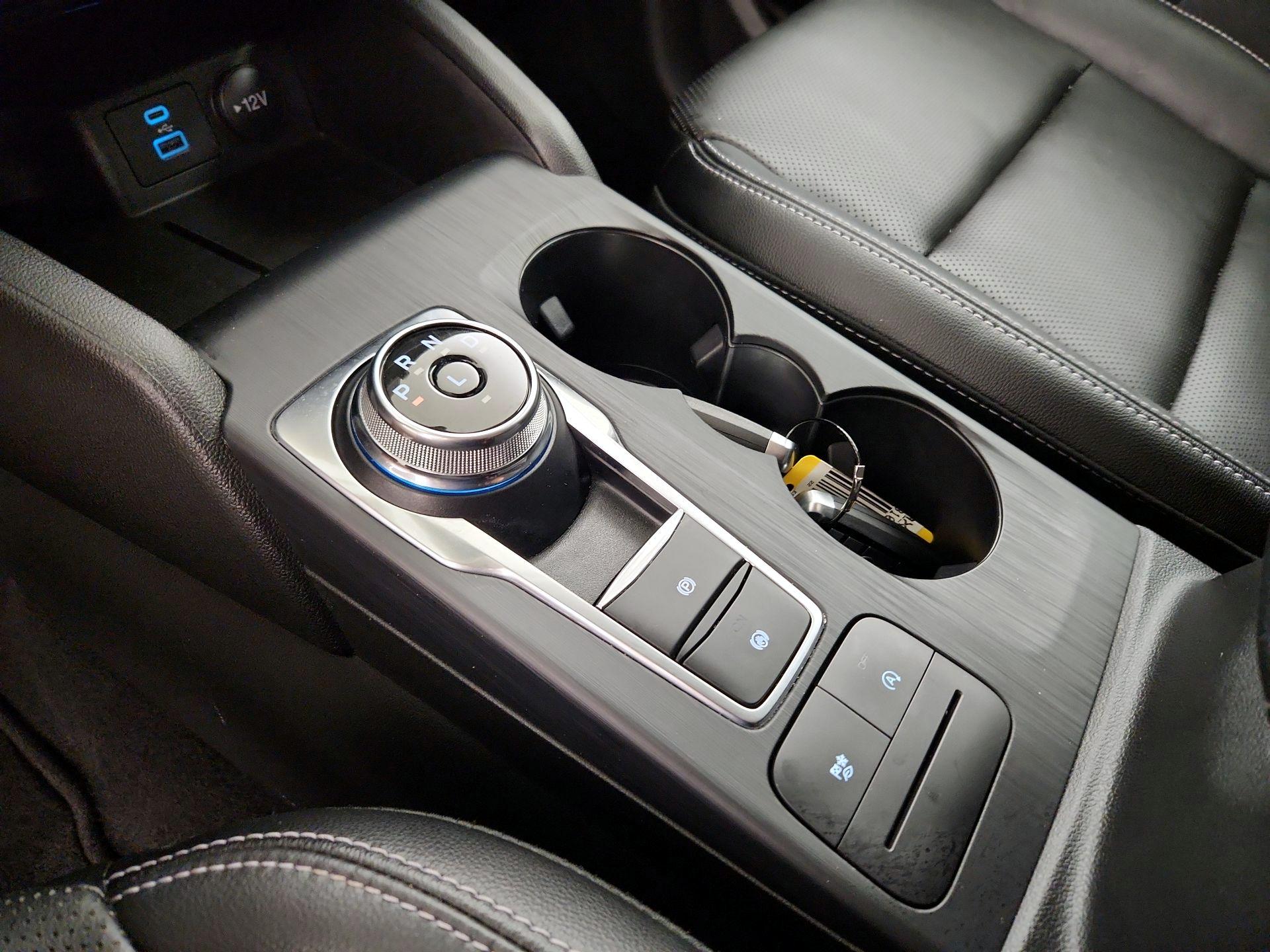 Thumbnail: 2022 Ford Escape - 17