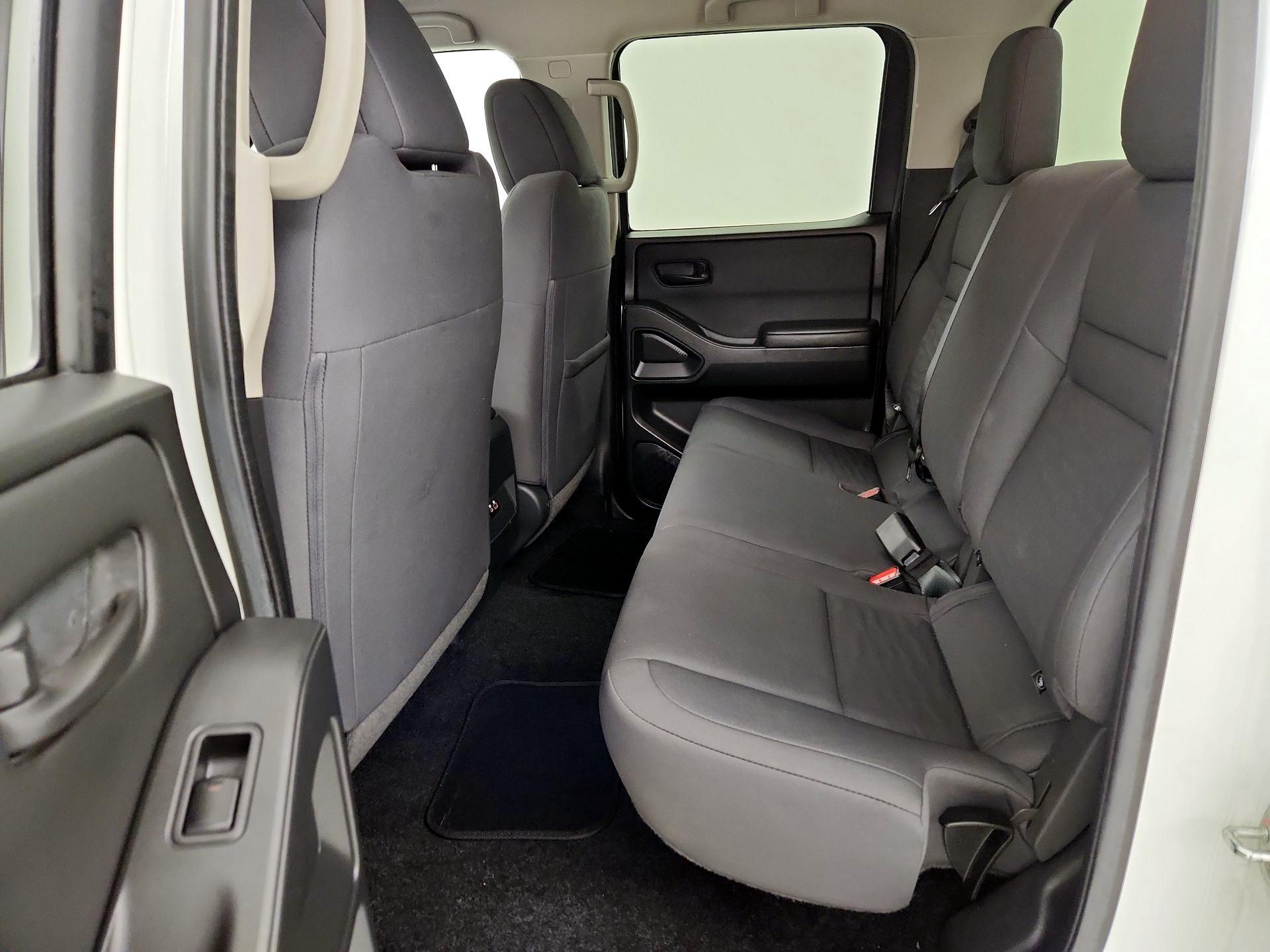 Thumbnail: 2024 Nissan Frontier - 19