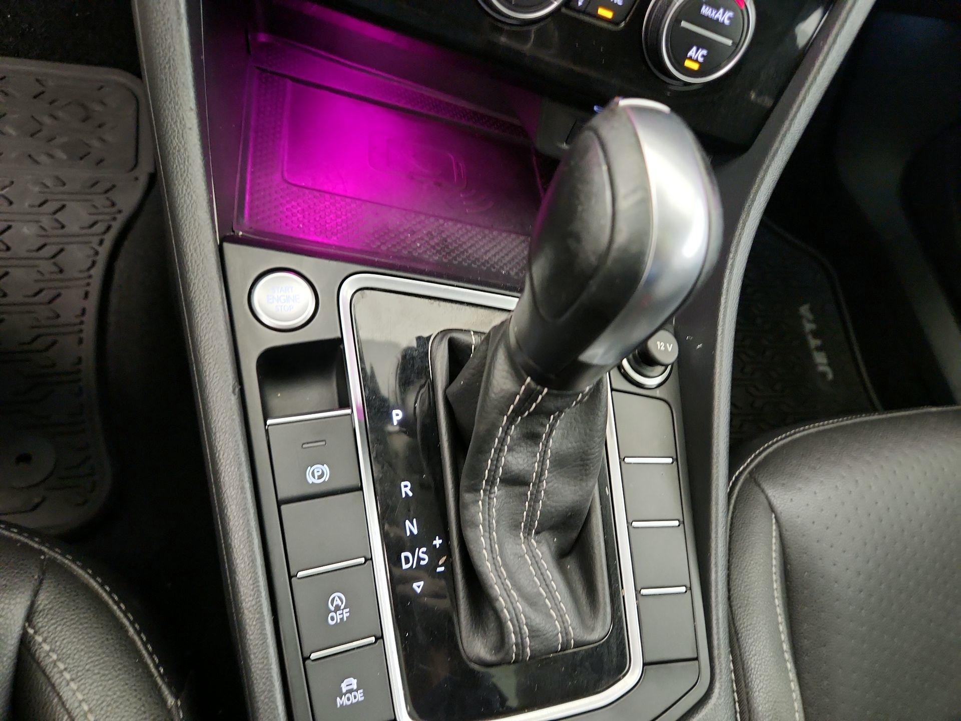 Thumbnail: 2021 Volkswagen Jetta - 15