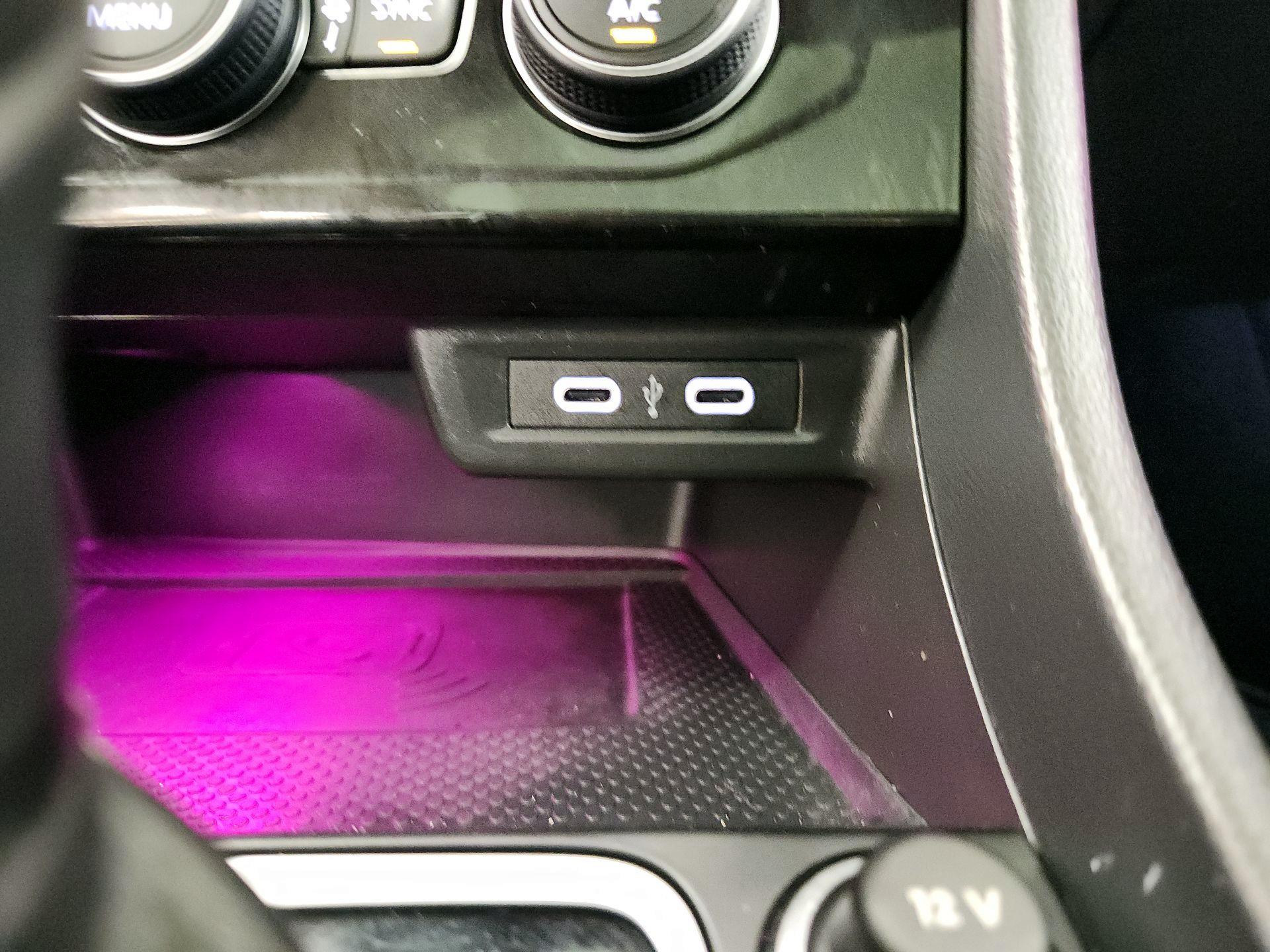 Thumbnail: 2021 Volkswagen Jetta - 16