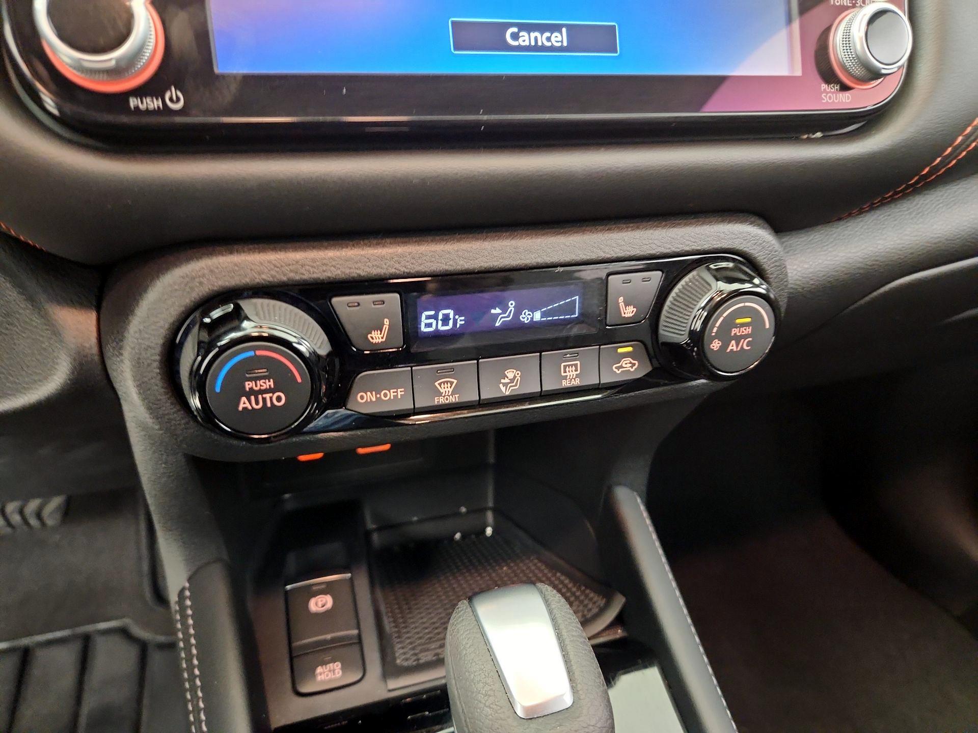 Thumbnail: 2023 Nissan Kicks - 14