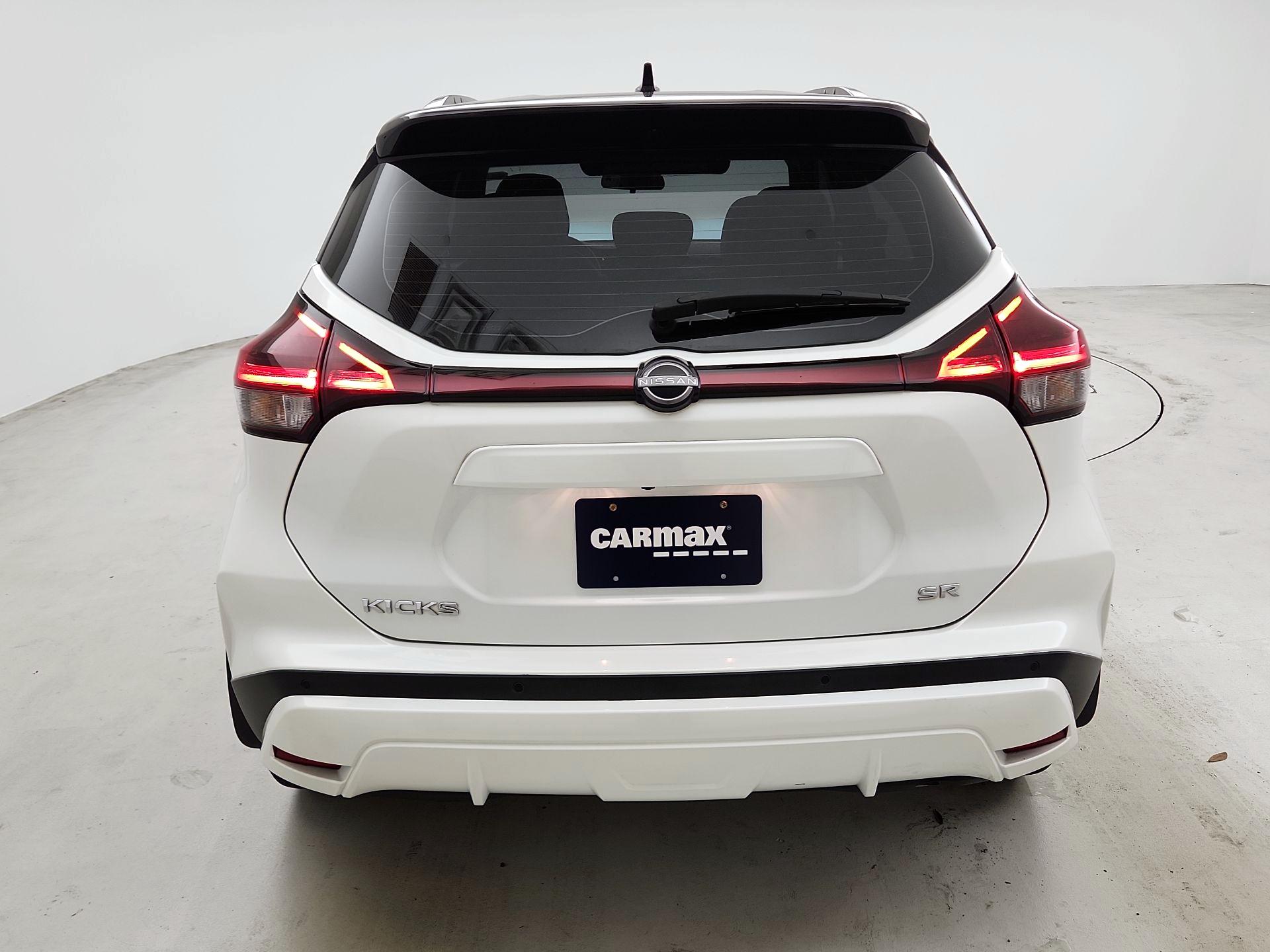 Thumbnail: 2023 Nissan Kicks - 6