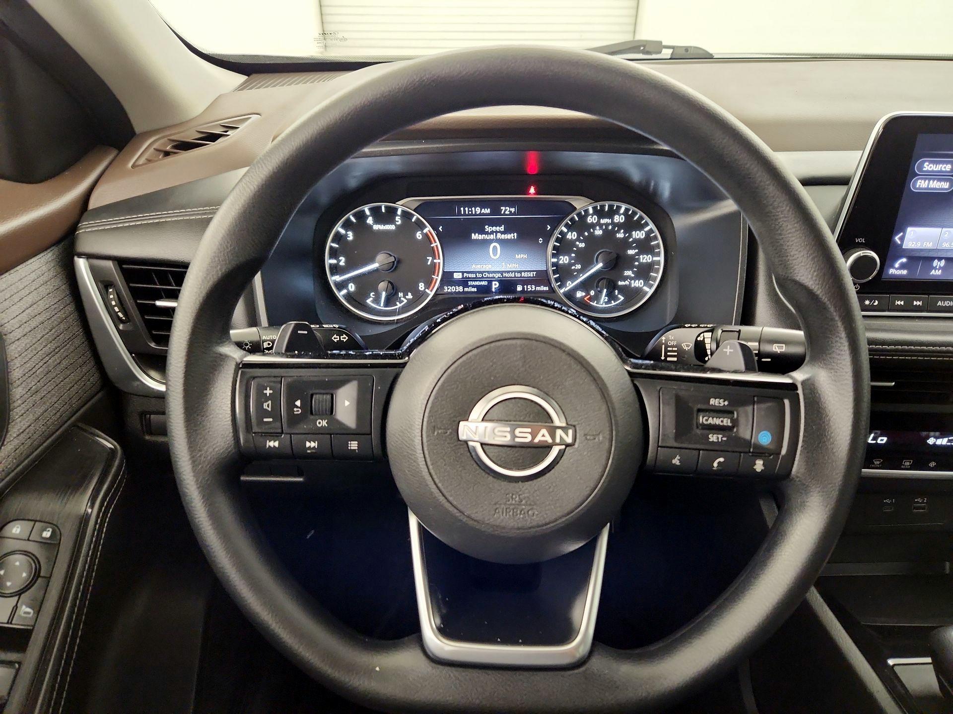 Thumbnail: 2023 Nissan Rogue - 10