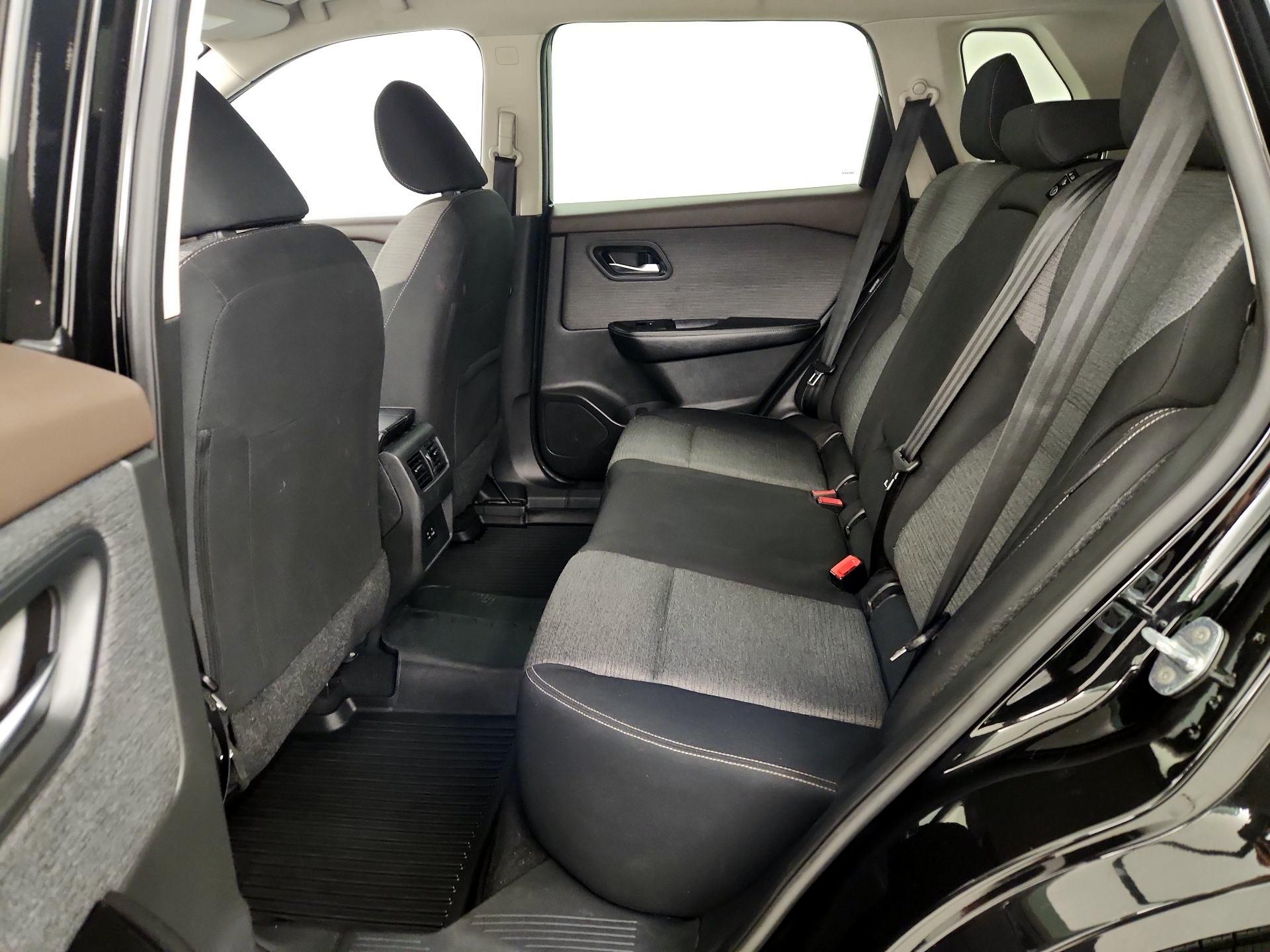 Thumbnail: 2023 Nissan Rogue - 19