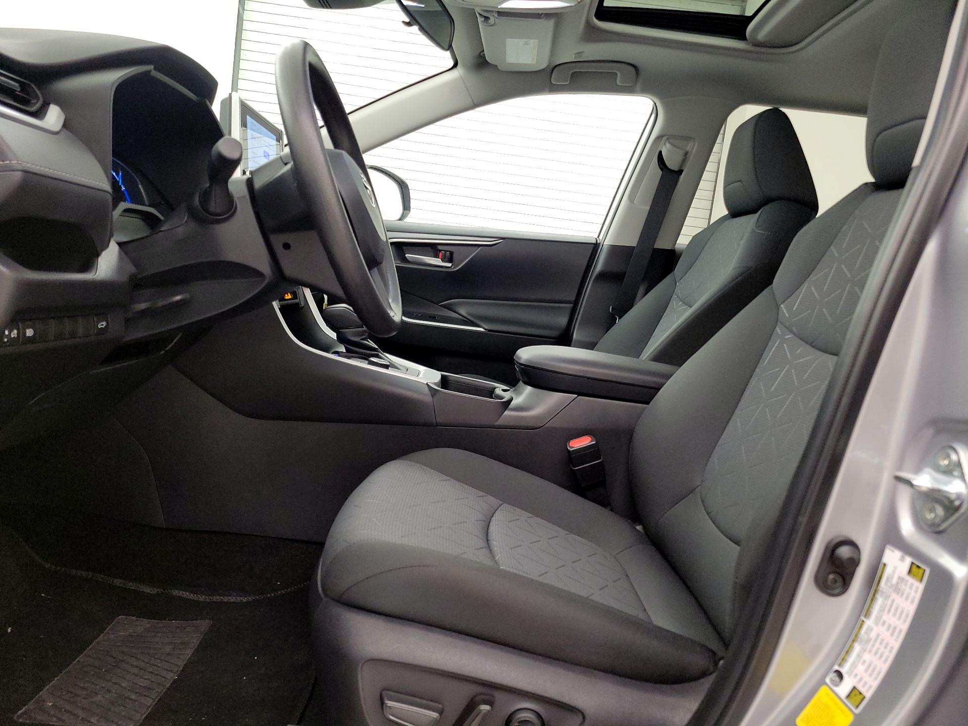 Thumbnail: 2025 Toyota RAV4 - 11