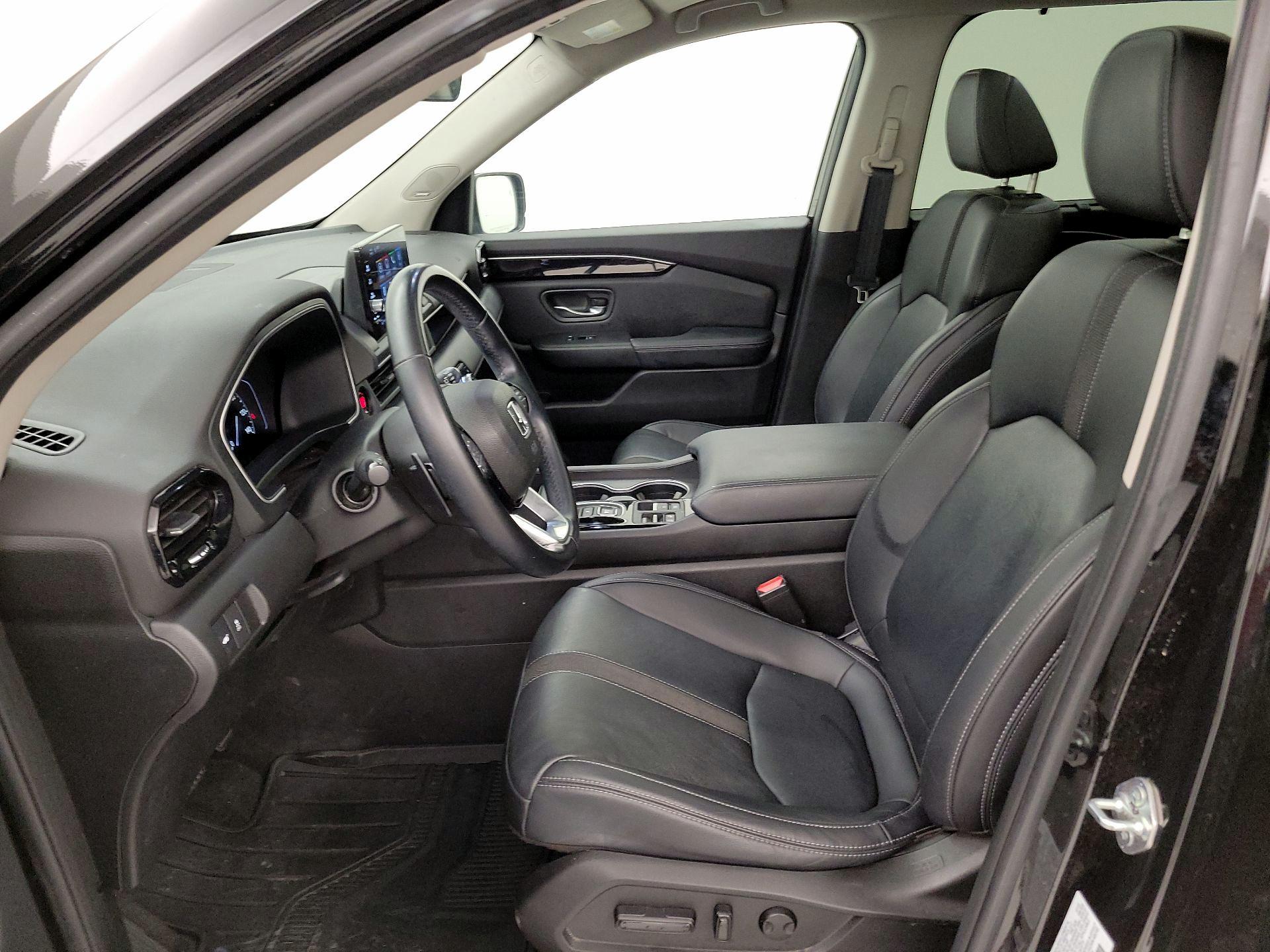 Thumbnail: 2023 Honda Pilot - 11