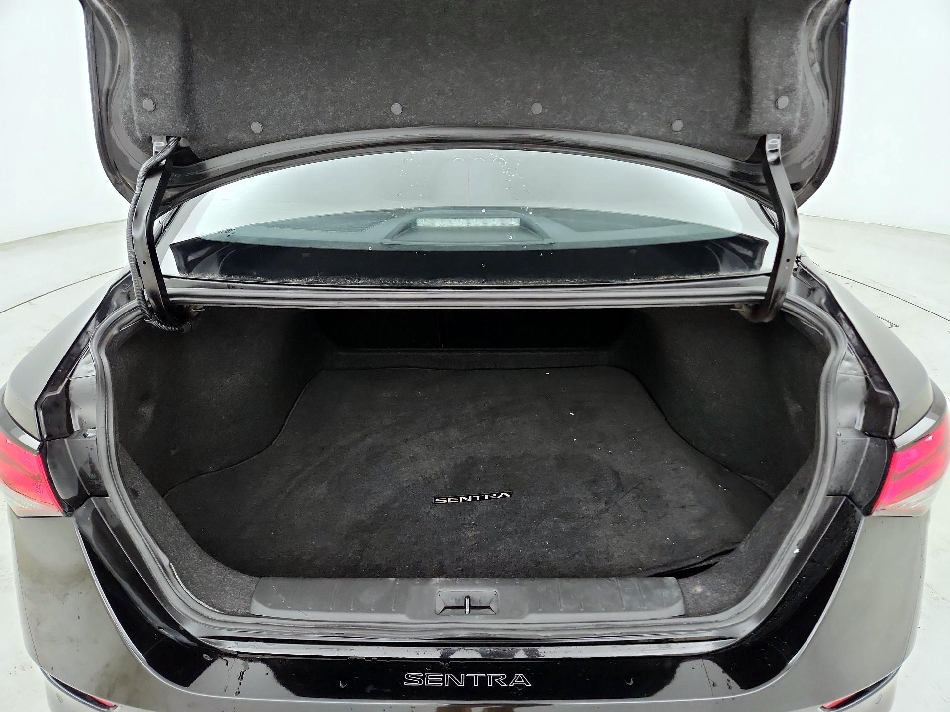 Thumbnail: 2024 Nissan Sentra - 20